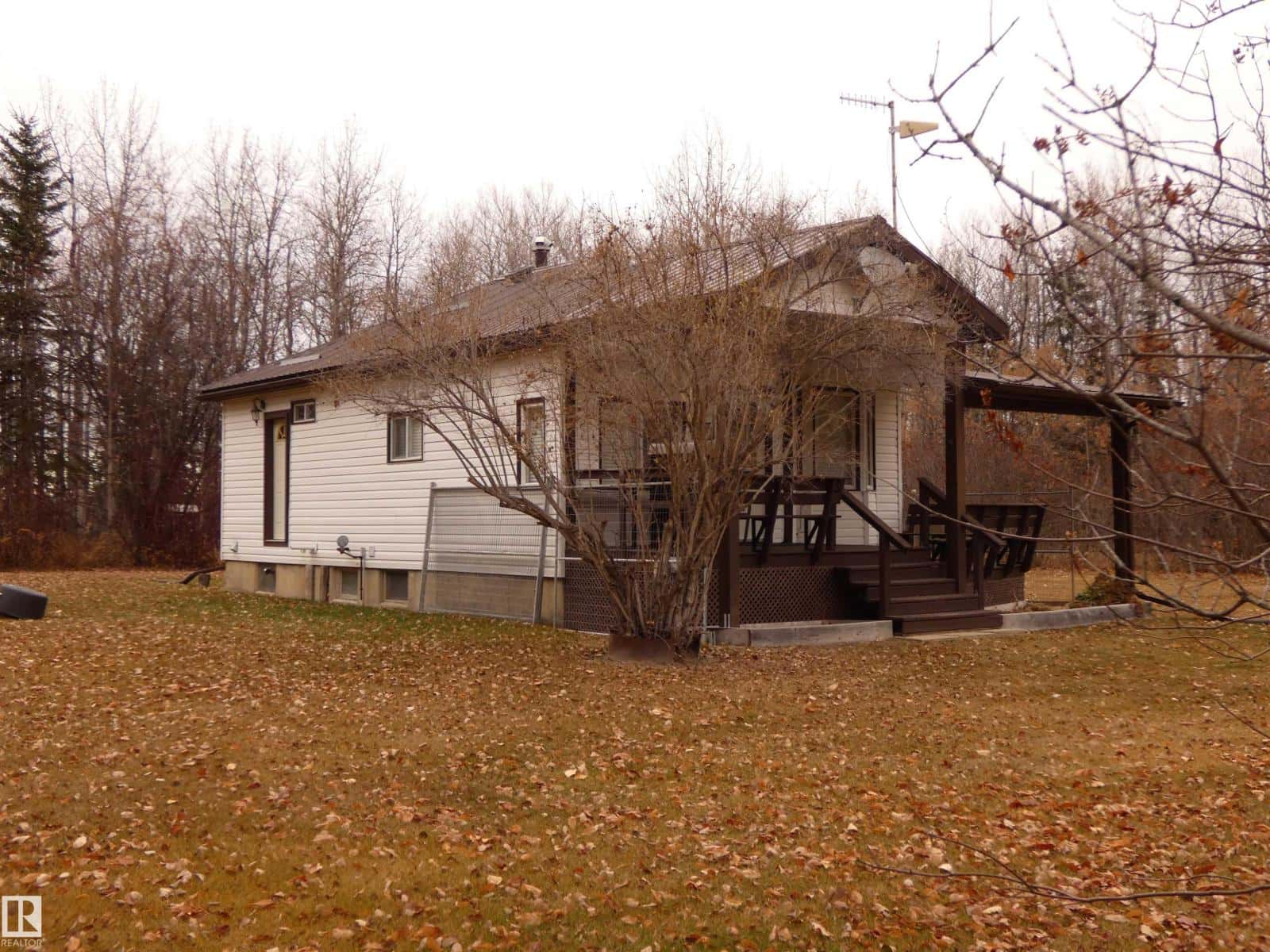 624060 661 HI — Rural Woodlands County, Alberta - Photo 5 of 56