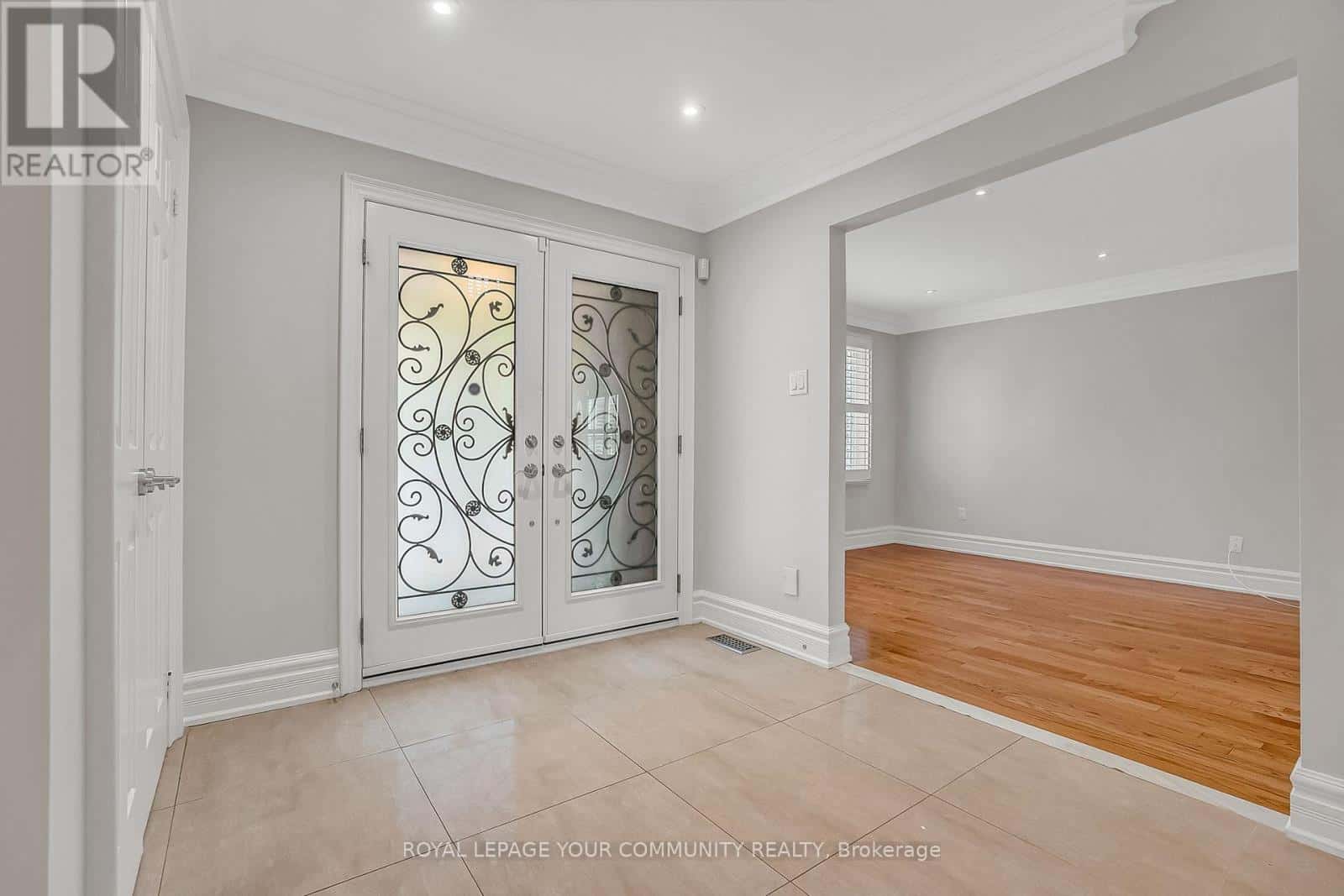 2 BROGAN COURT — Markham (Raymerville), Ontario - Photo 4 of 50