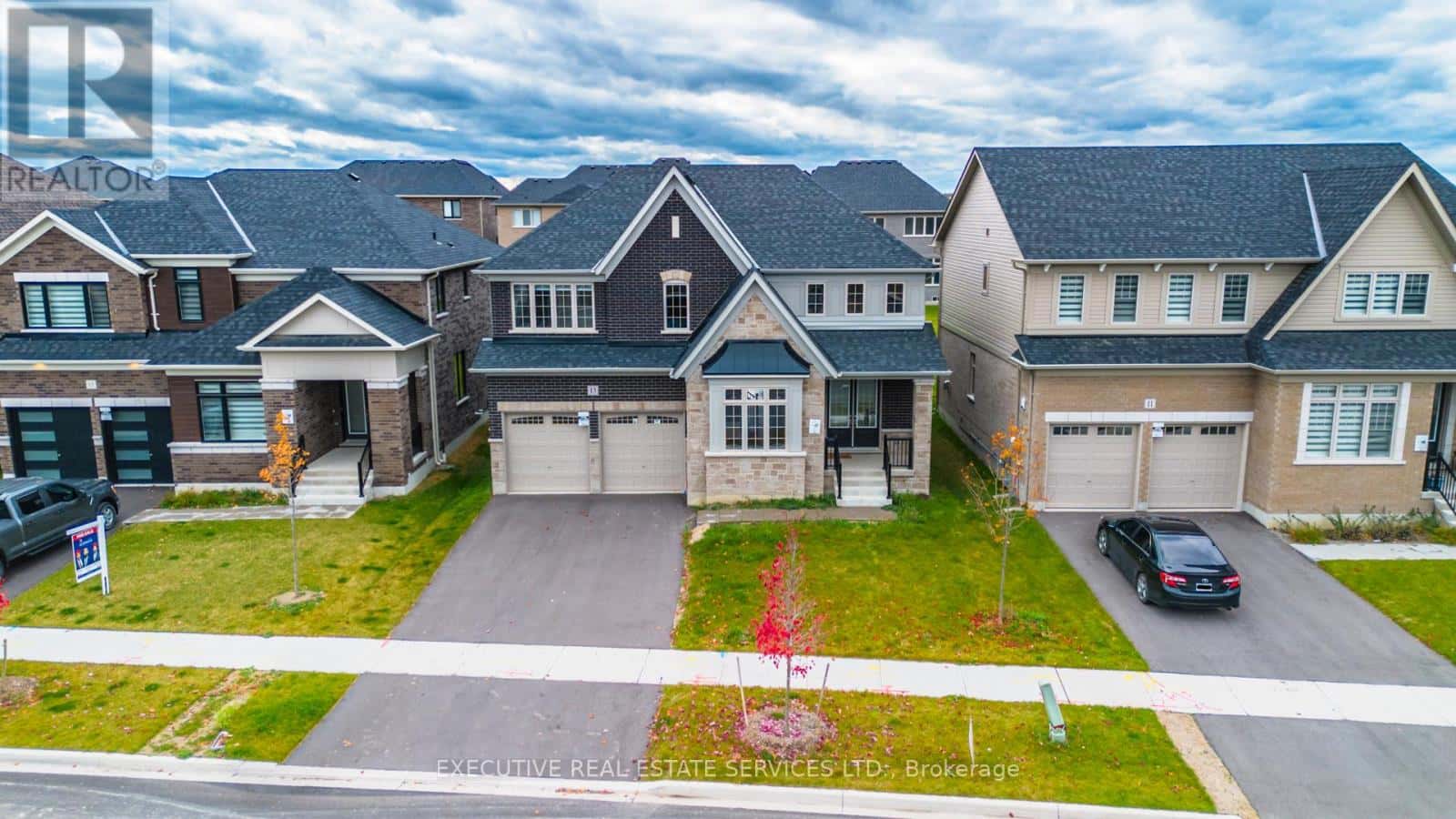 13 SANDHILL CRESCENT — Adjala-Tosorontio (Colgan), Ontario - Photo 2 of 50