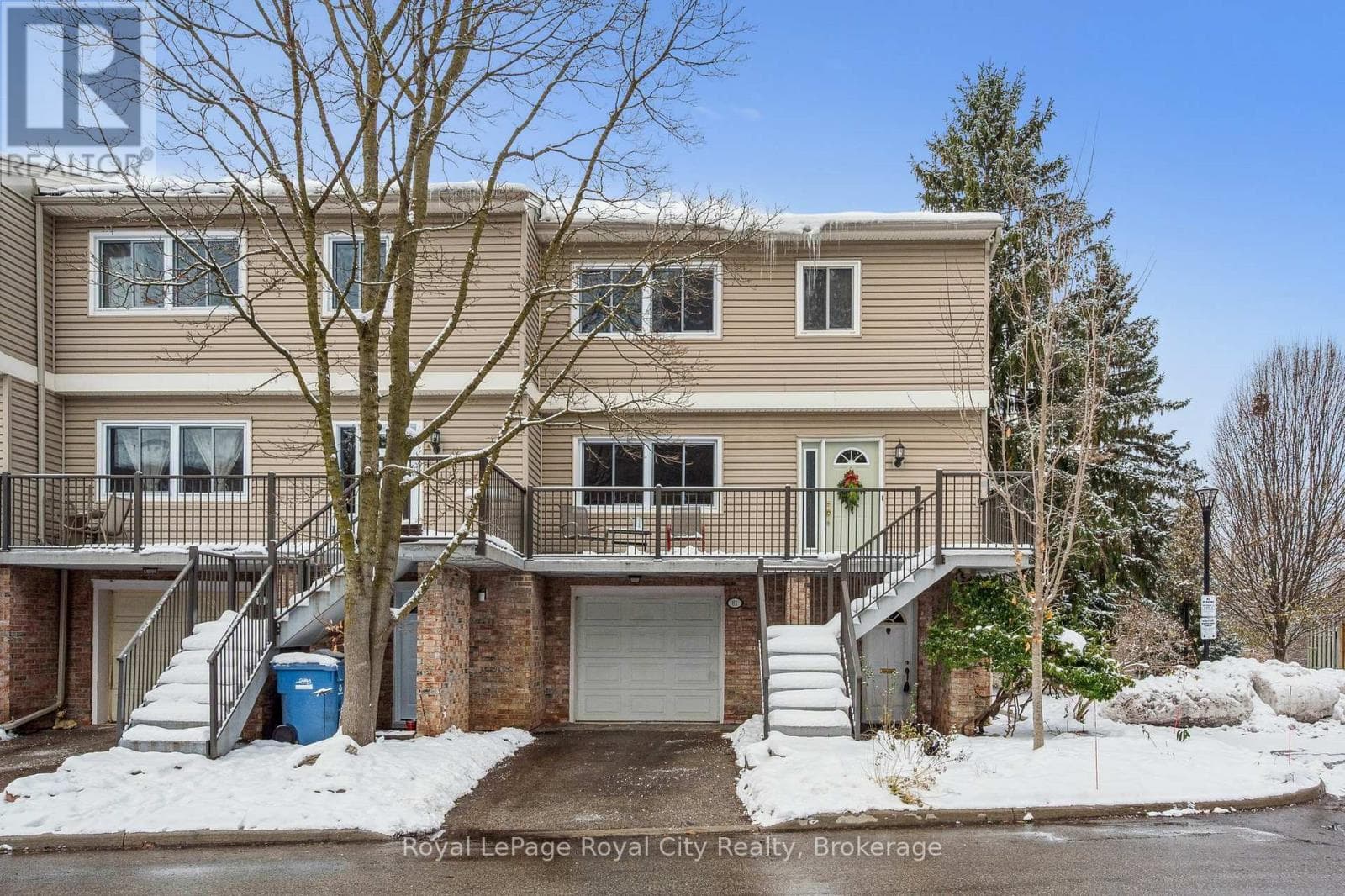 81 - 295 WATER STREET — Guelph (Dovercliffe Park/Old University), Ontario - Main photo