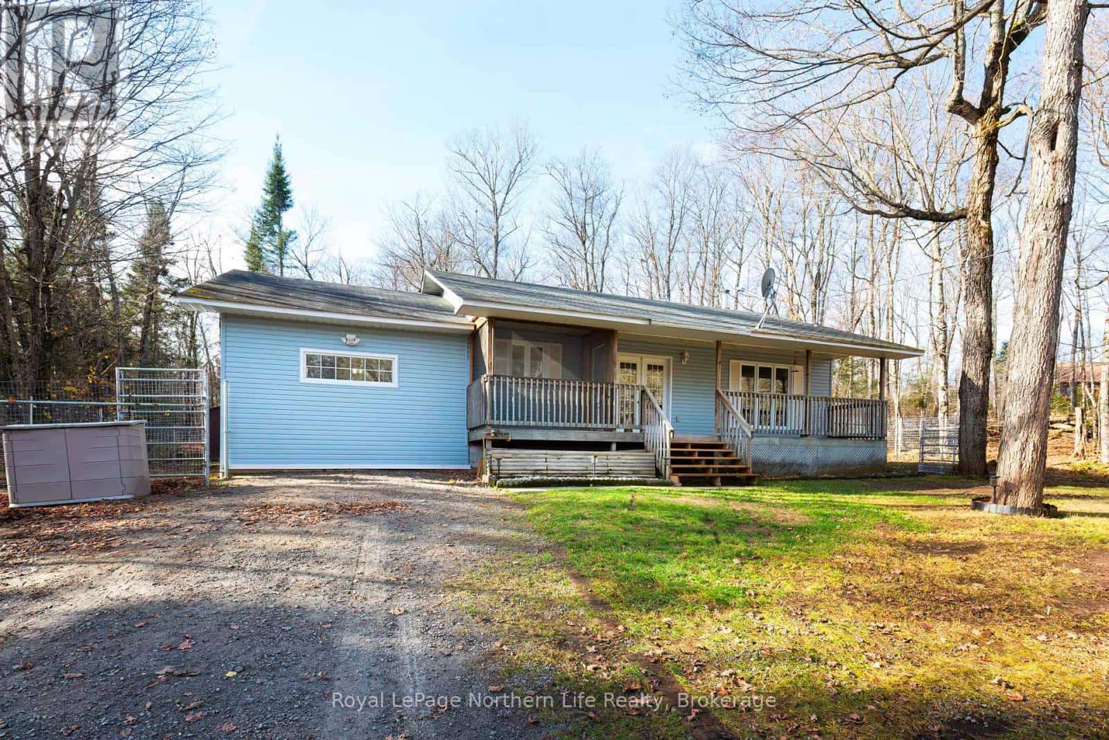 566 DEER LAKE ROAD — Parry Sound Remote Area (Lount), Ontario - Photo 3 of 44