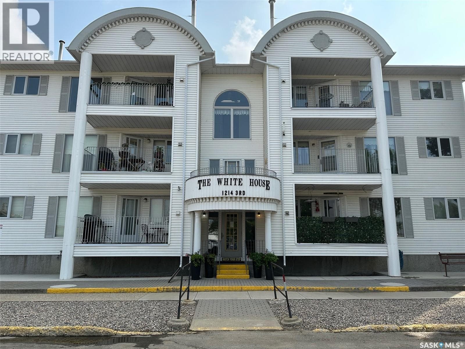 101 1214 3rd STREET — Estevan, Saskatchewan - Main photo