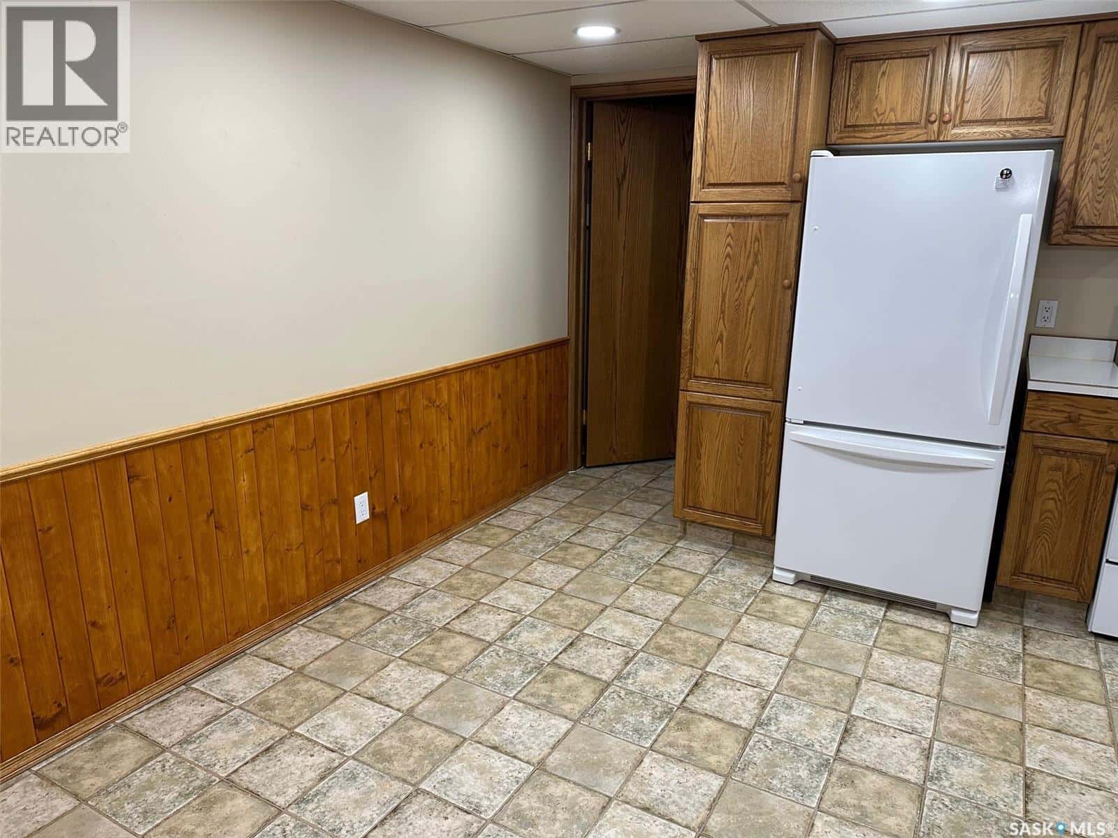 101 1214 3rd STREET — Estevan, Saskatchewan - Photo 5 of 32