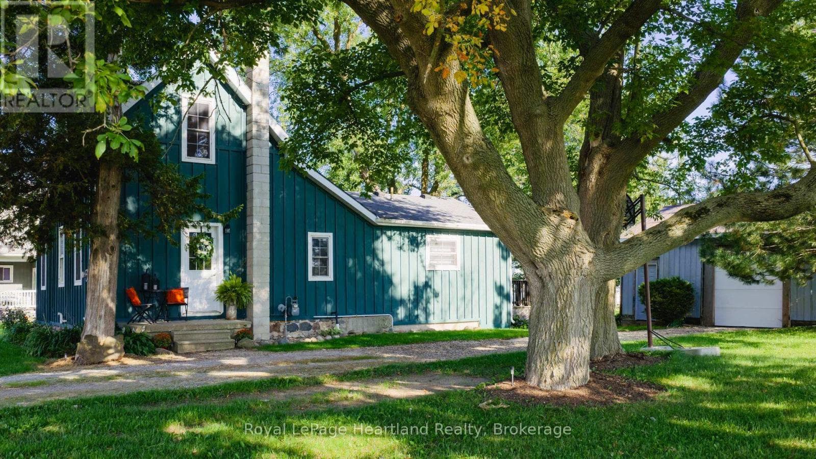 300 BLYTH ROAD — North Huron (Blyth), Ontario - Main photo