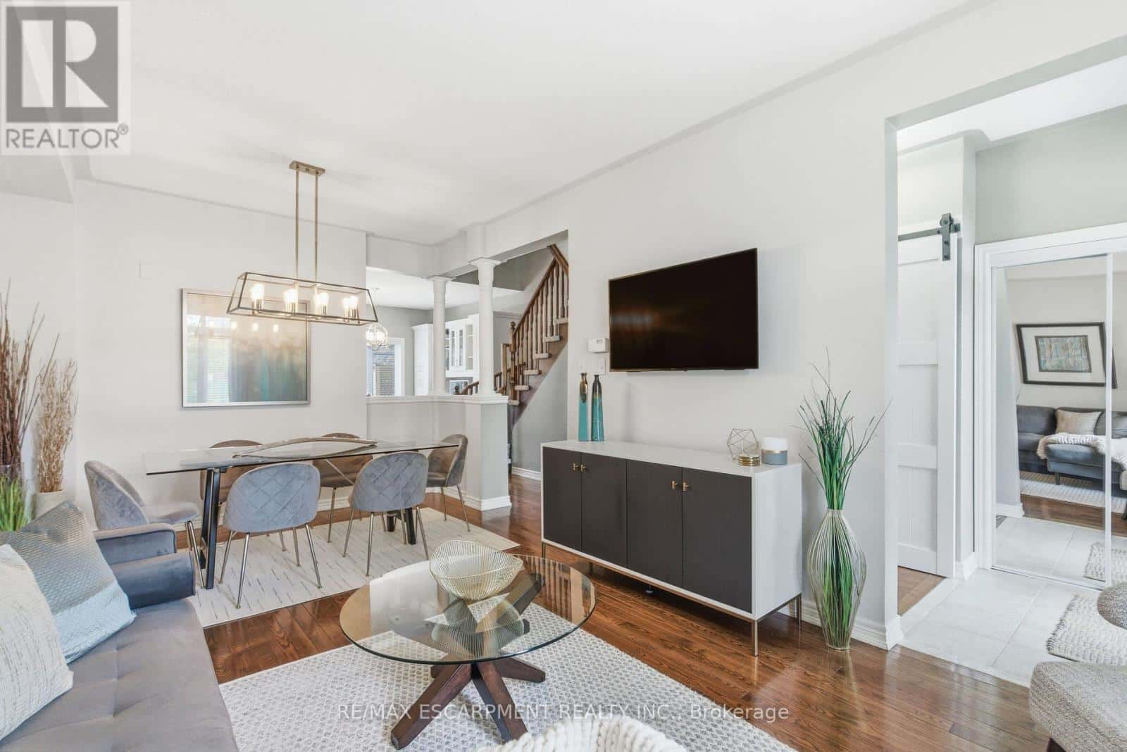 80 EASTHAMPTON ROAD — Hamilton (Winona Park), Ontario - Photo 3 of 40