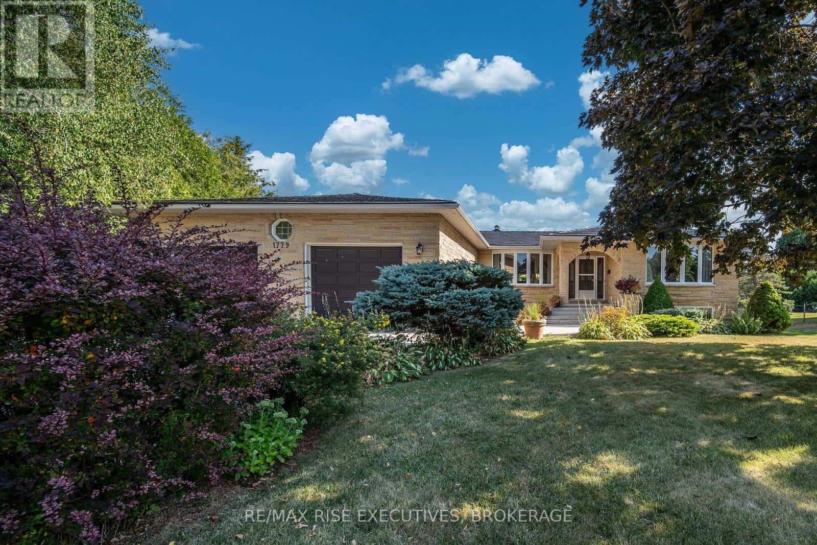 1779 FLOYD AVENUE — Kingston (City North of 401), Ontario - Photo 2 of 50