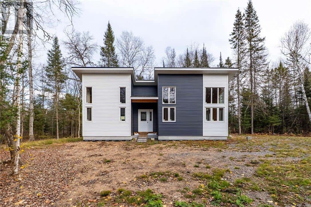 30 Shields Road — Bonfield, Ontario - Photo 2 of 17