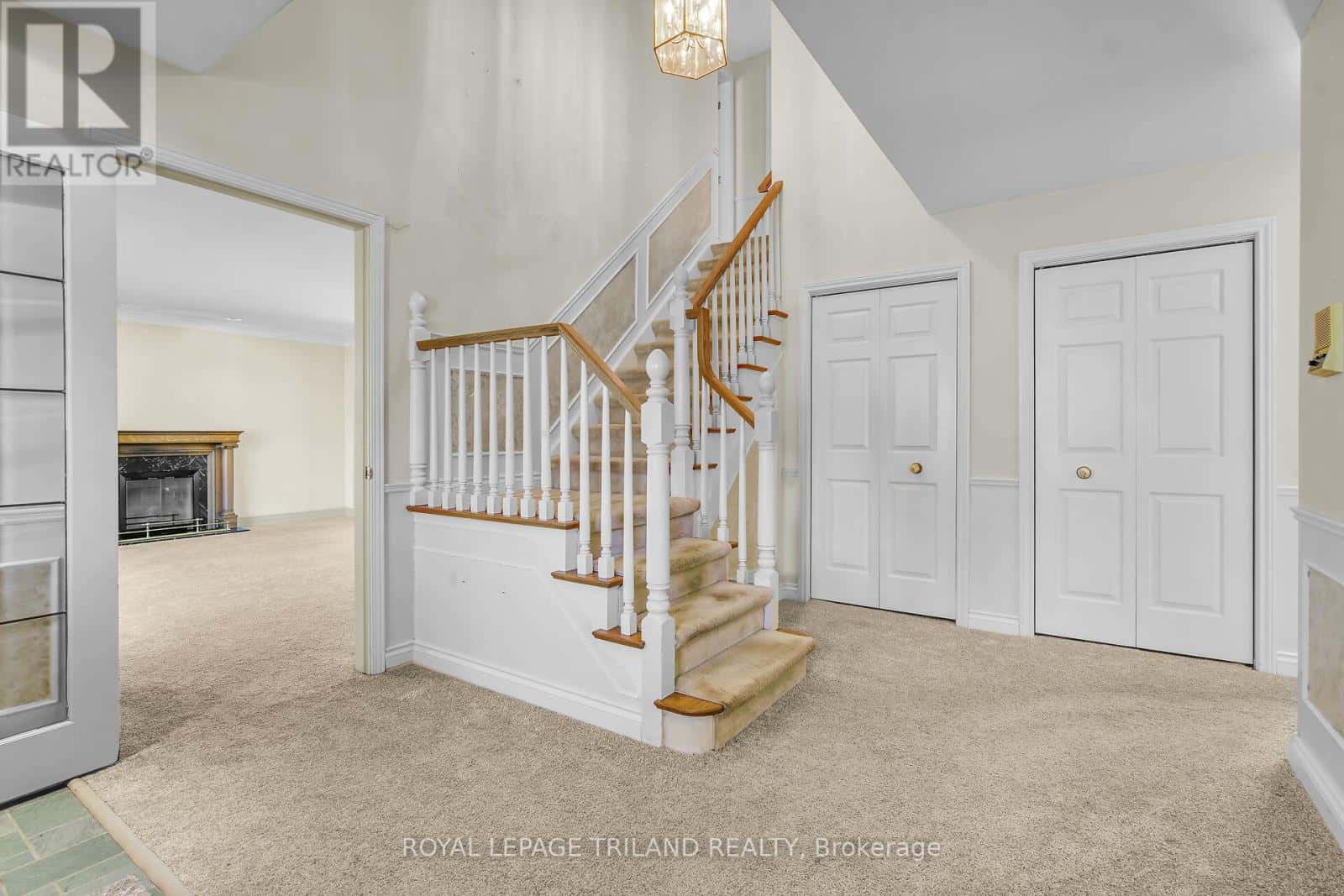 808 CLEARVIEW CRESCENT — London North (North Q), Ontario - Photo 4 of 45