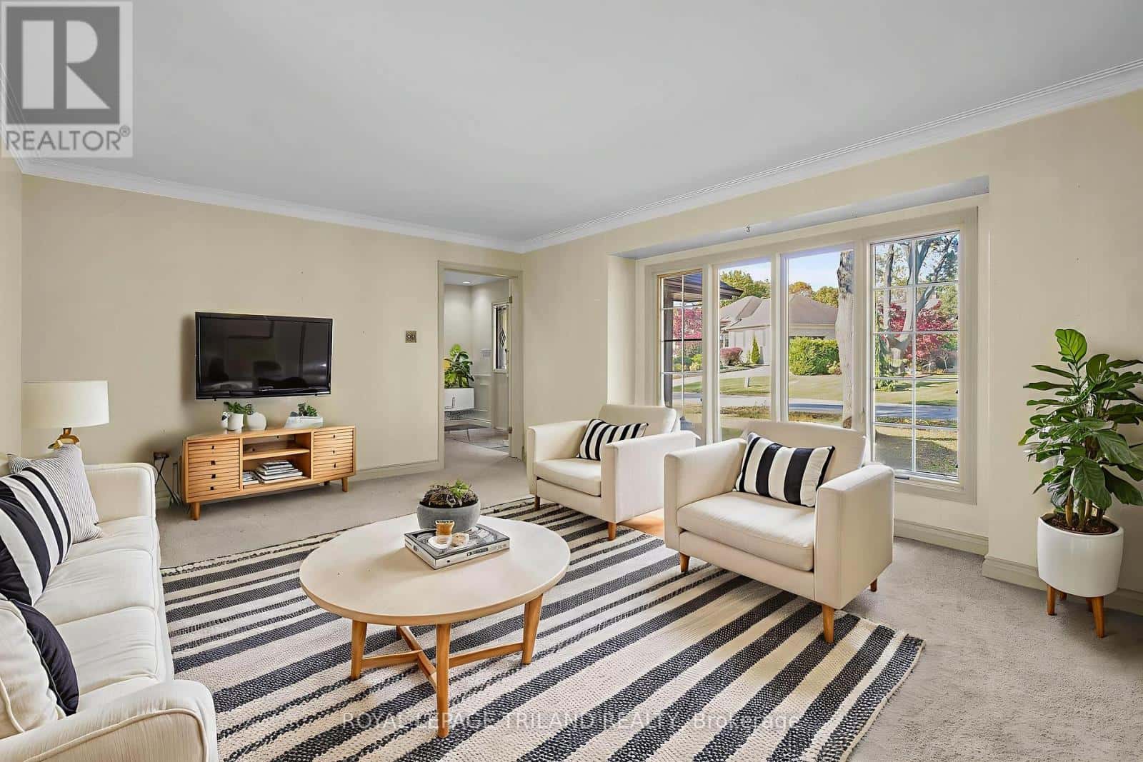 808 CLEARVIEW CRESCENT — London North (North Q), Ontario - Photo 5 of 45