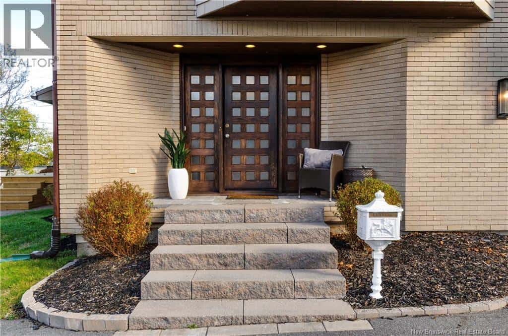 101 Appleby Drive — Rothesay, New Brunswick - Photo 2 of 50