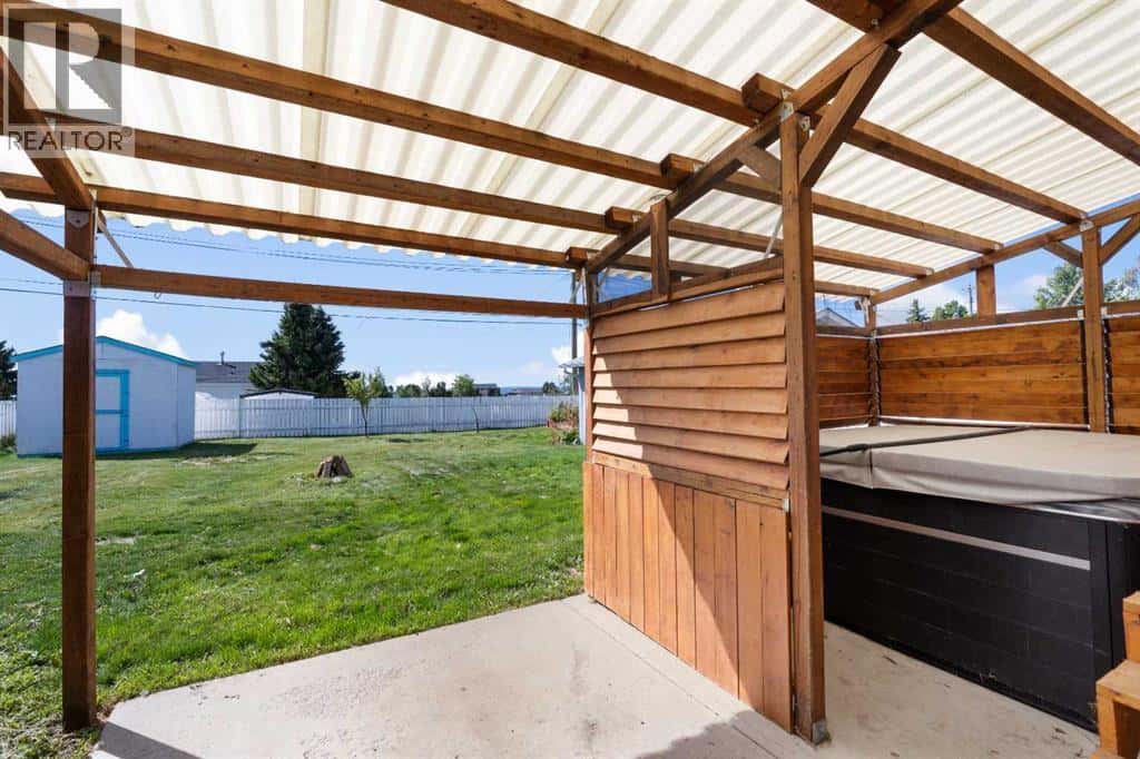 17 Centennial Crescent — Swan Hills, Alberta - Photo 4 of 30