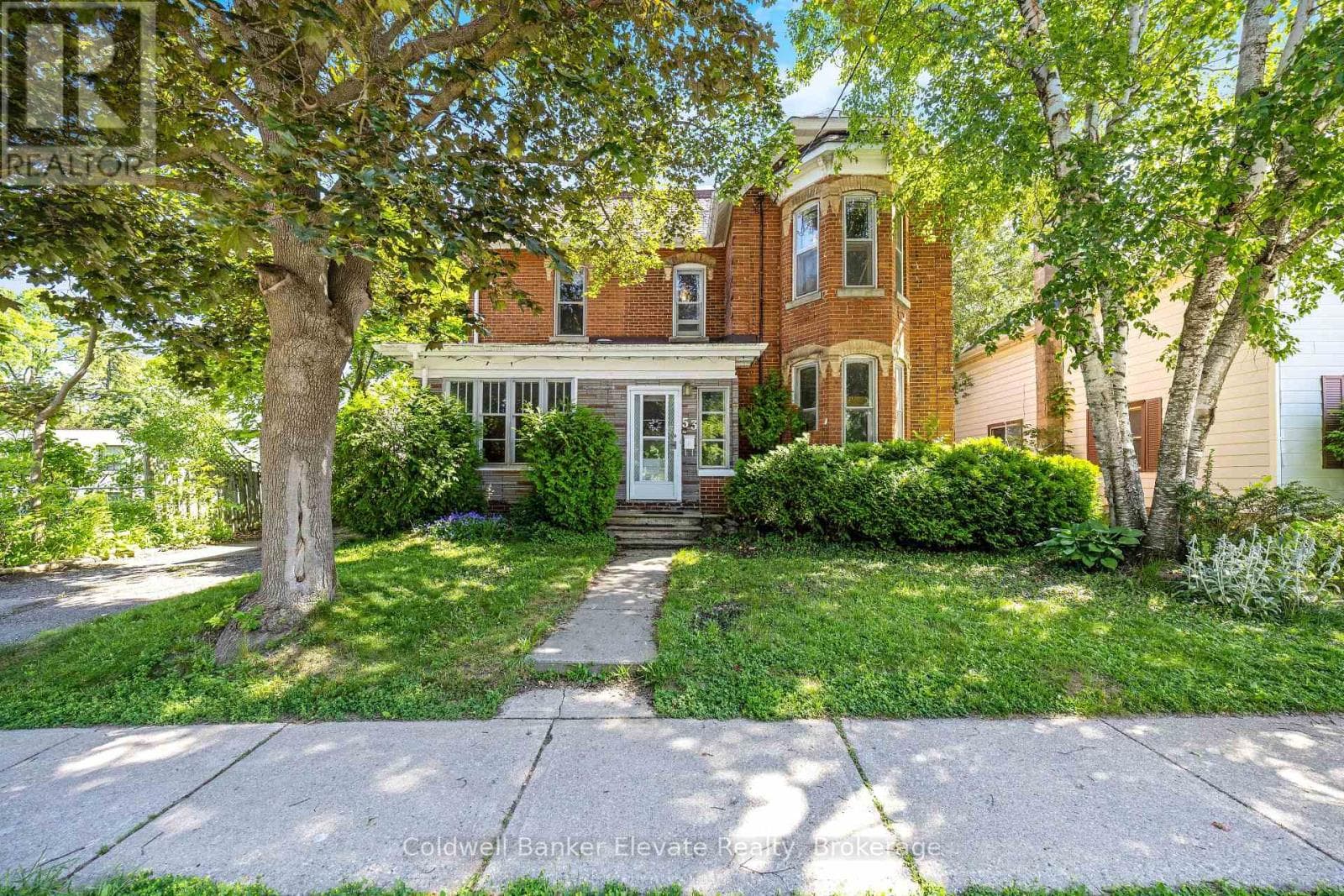 53 WILLOW STREET N — Halton Hills (AC Acton), Ontario - Main photo