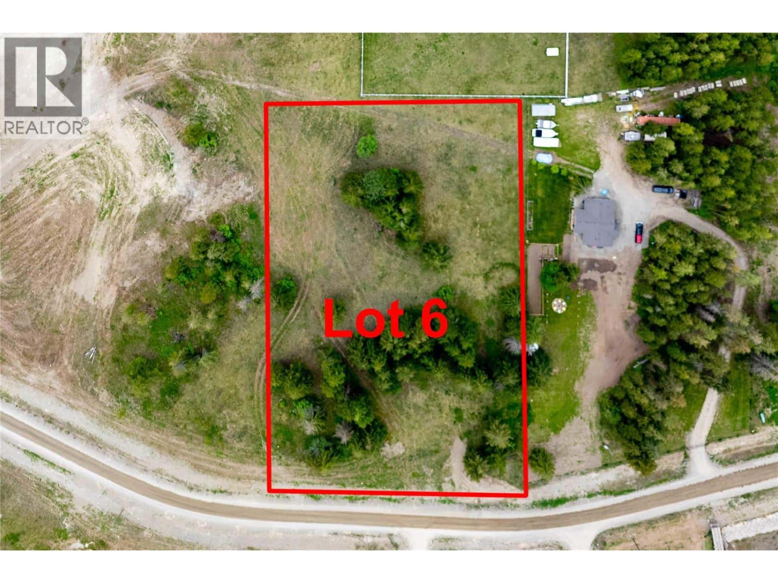 3682 Ford Road — Tappen, British Columbia - Photo 3 of 44