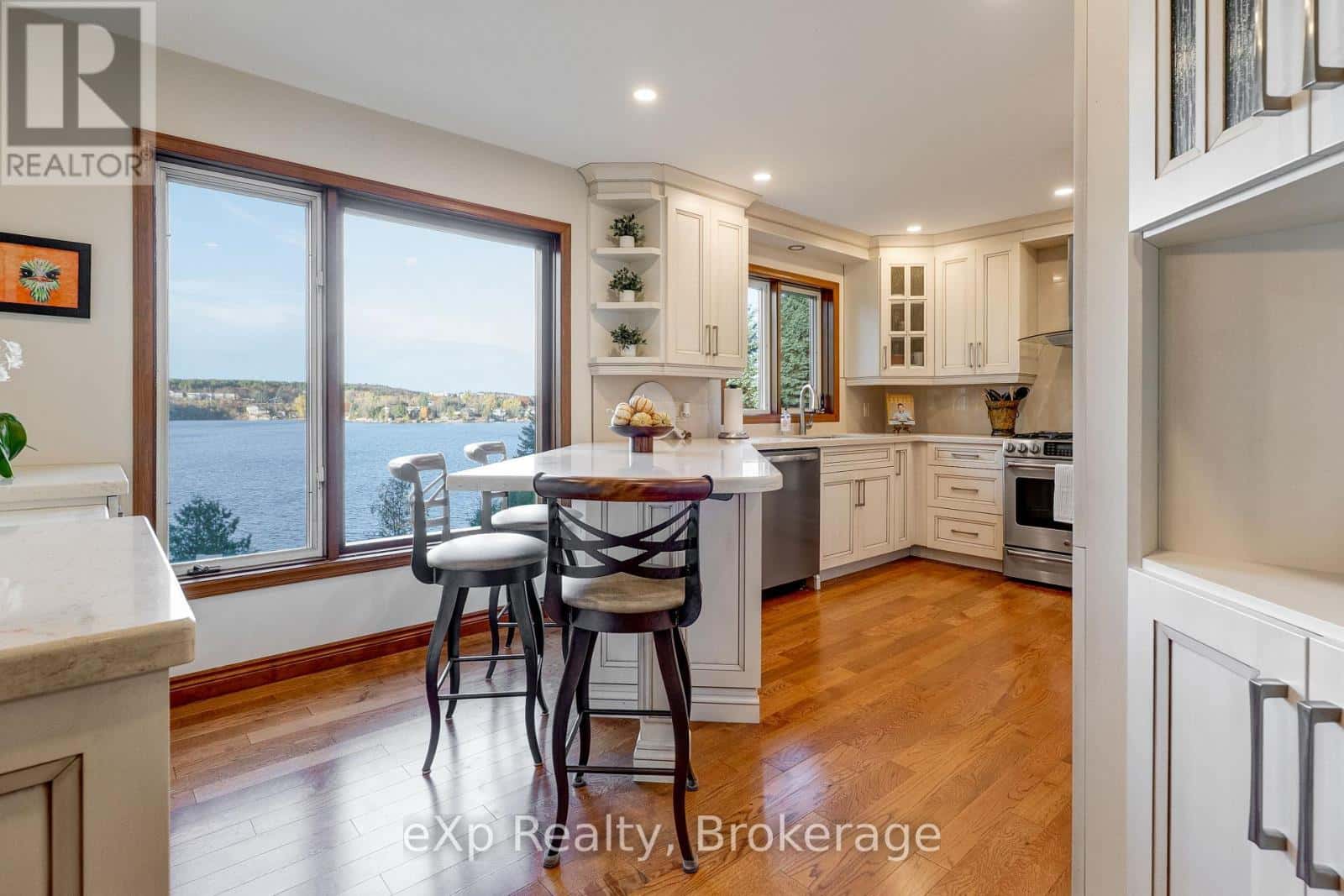 898 RODERICK AVENUE — Greater Sudbury (Sudbury), Ontario - Photo 5 of 42