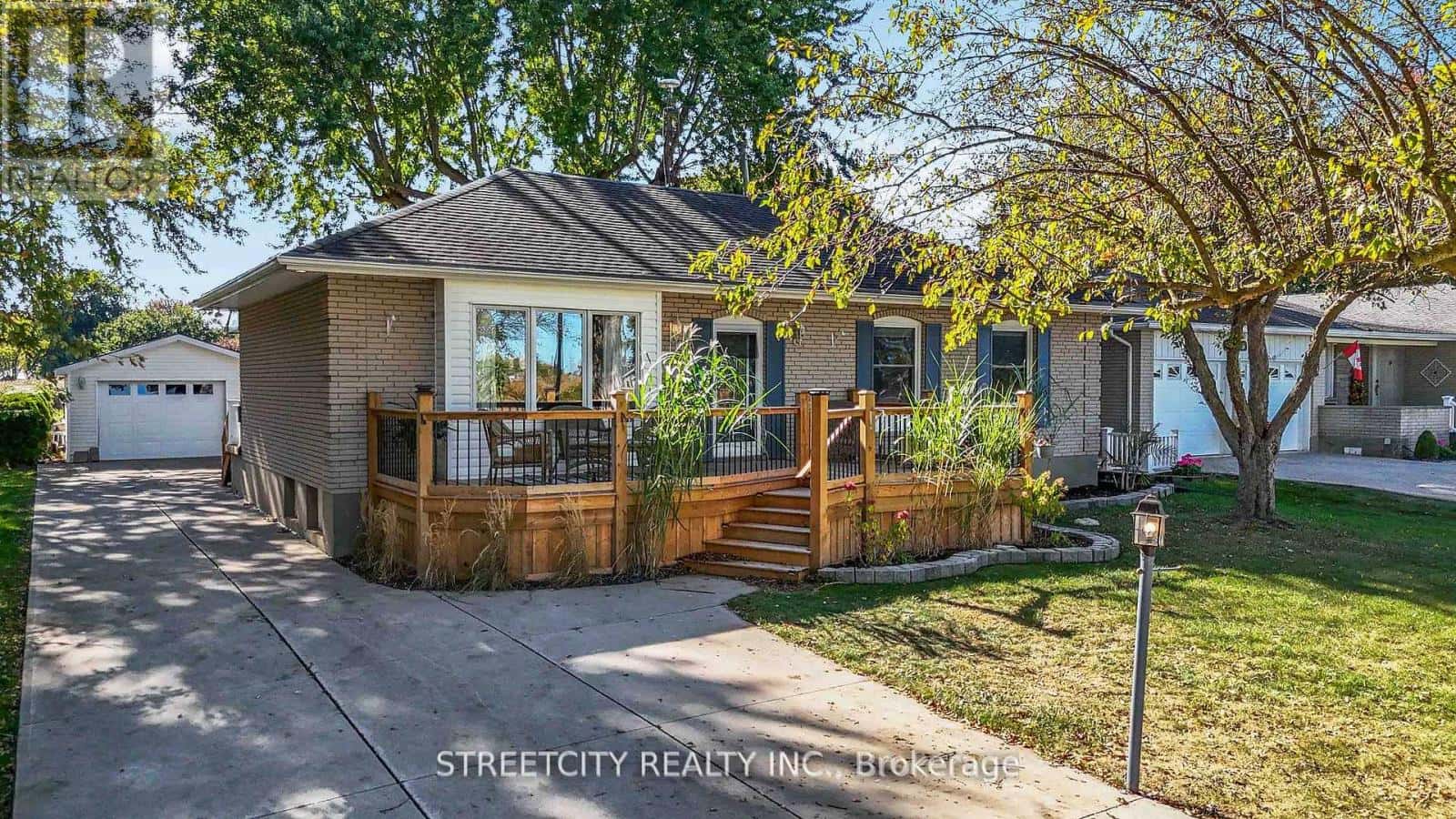 4767 St. Clair Parkway