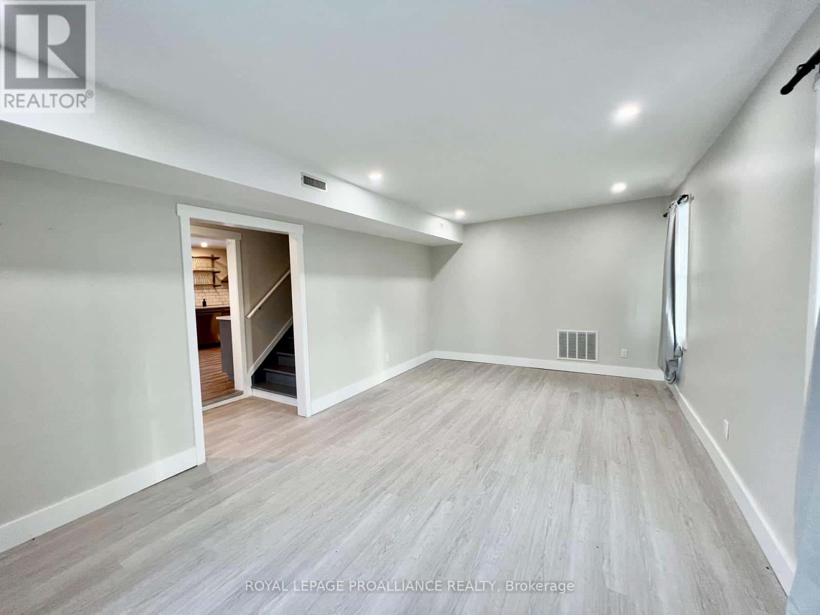 51 REDDICK STREET — Prince Edward County (Ameliasburgh), Ontario - Photo 5 of 27