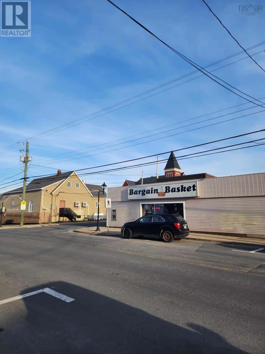 785 Main Street — Sydney Mines, Nova Scotia - Photo 3 of 11