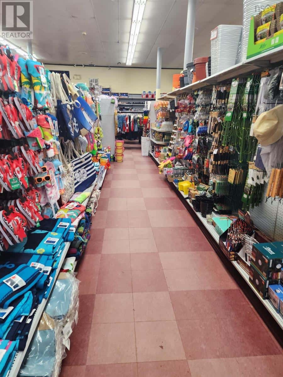 238 Commercial — North Sydney, Nova Scotia - Photo 3 of 11