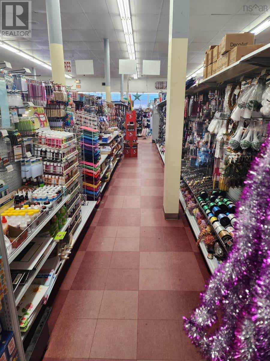 238 Commercial — North Sydney, Nova Scotia - Photo 4 of 11