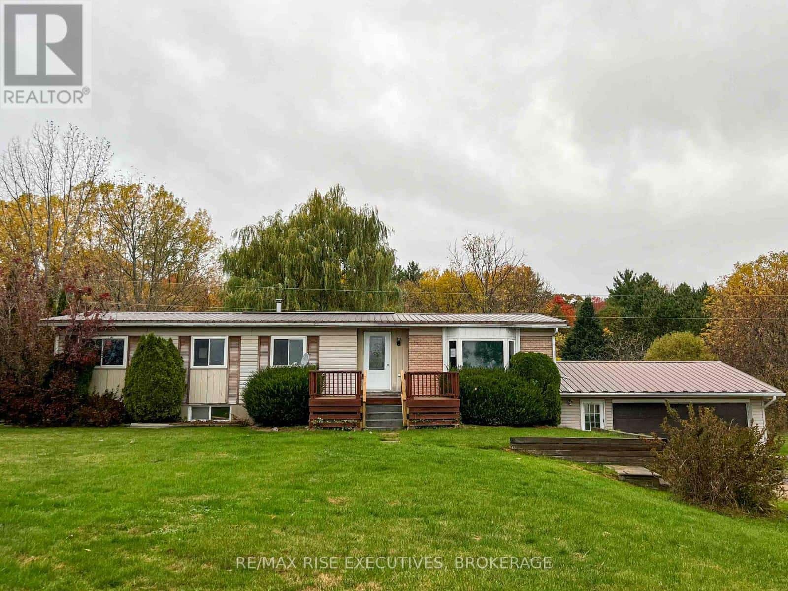 1162 Thousand Islands Parkway