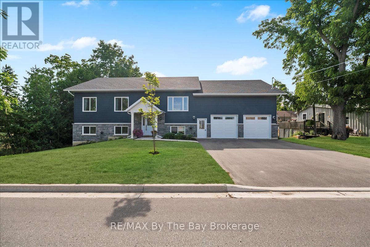 146 MARY STREET — Clearview (Creemore), Ontario - Main photo