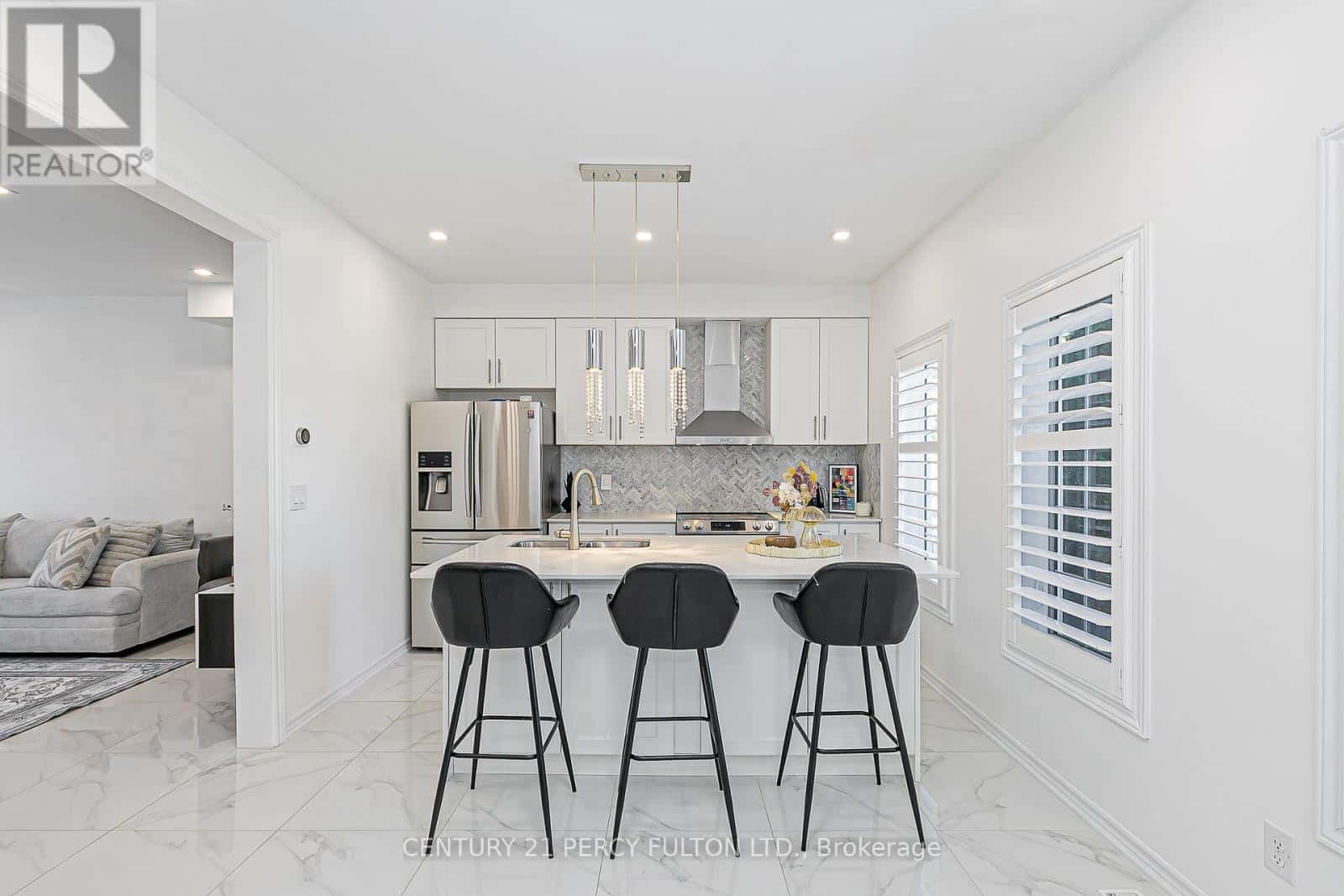 29 VETTESE COURT — Markham (Box Grove), Ontario - Photo 5 of 47