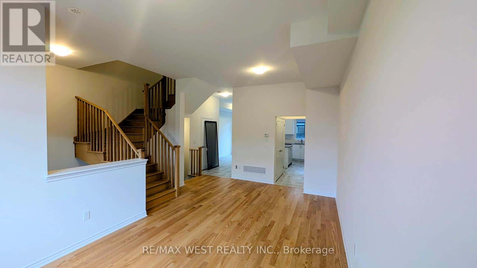 95 PARADOX STREET — Vaughan (Elder Mills), Ontario - Photo 3 of 34