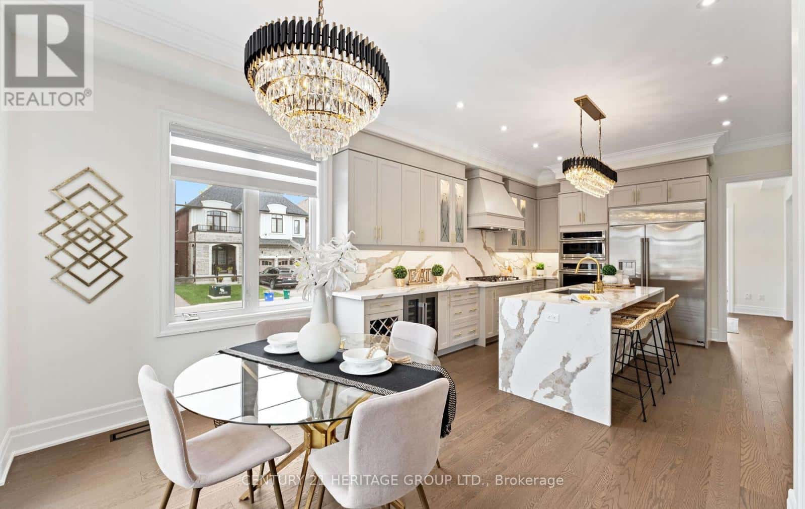 319 DANNY WHEELER BOULEVARD — Georgina (Keswick North), Ontario - Photo 5 of 39