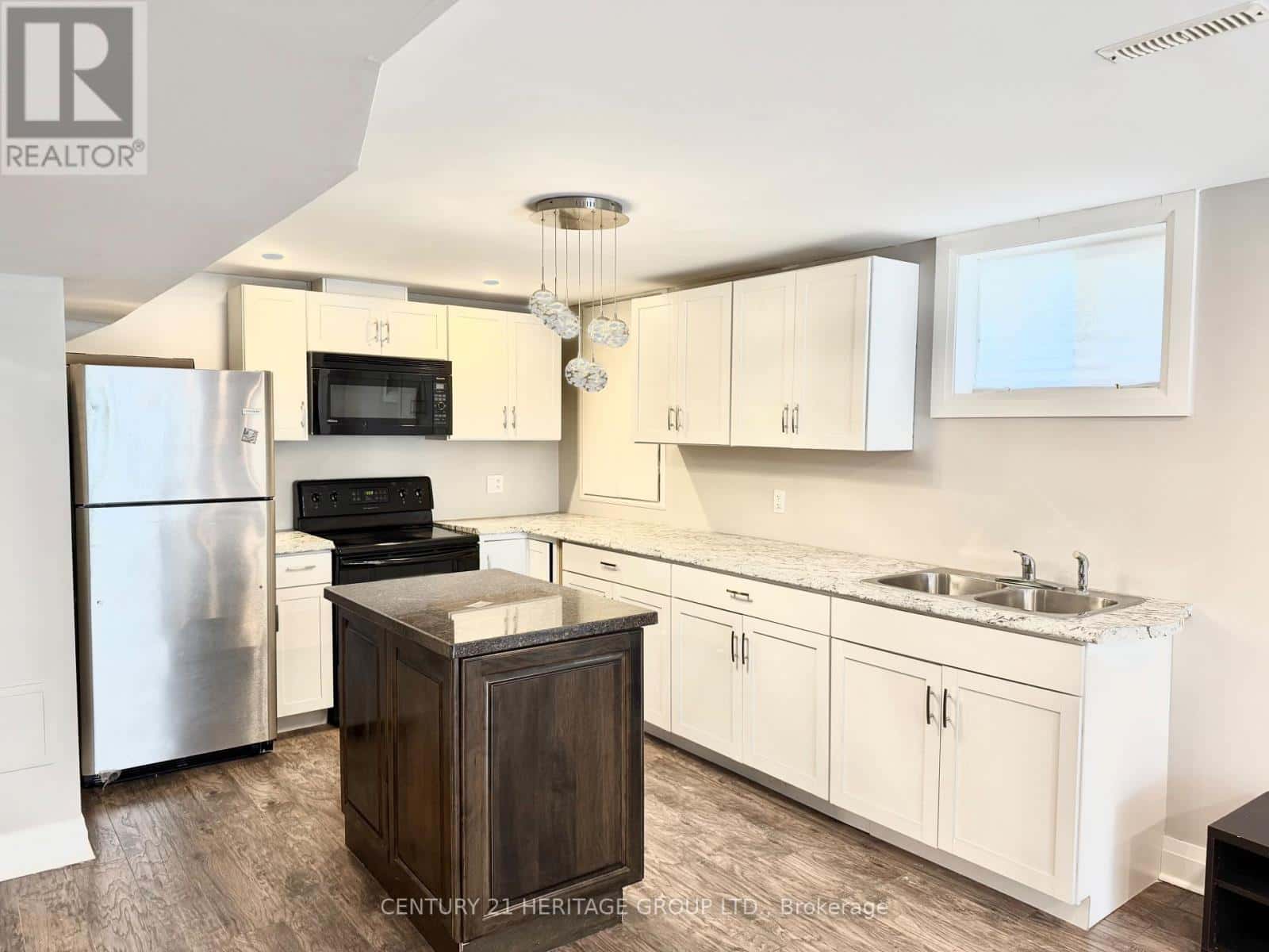 BSMT - 80 SAVAGE ROAD — Newmarket (Armitage), Ontario - Photo 5 of 17