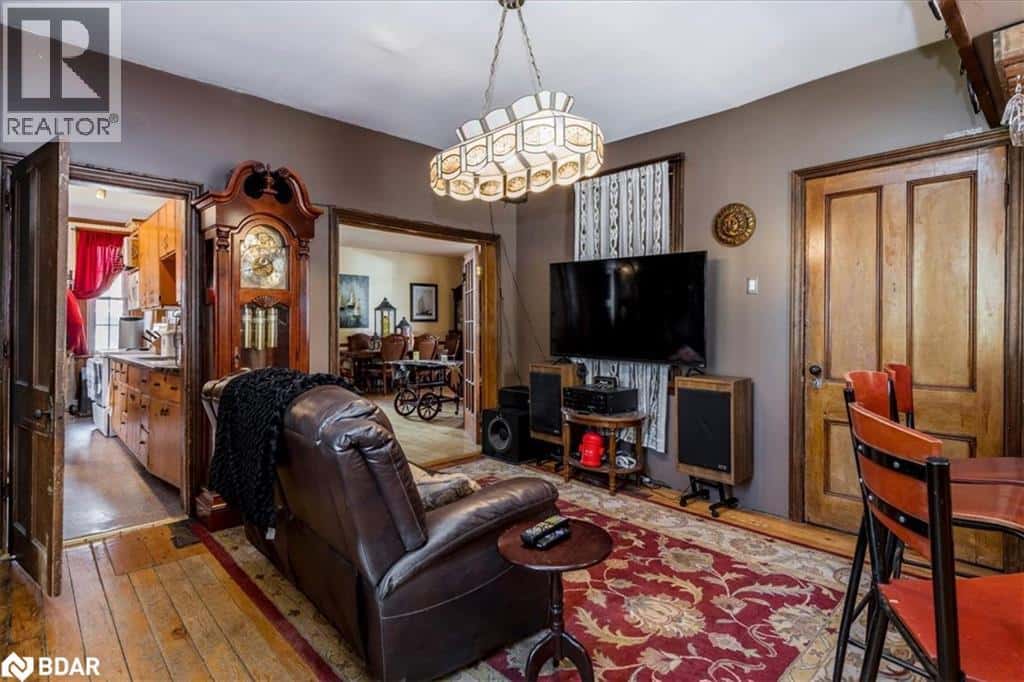 10 EPLETT Street — Coldwater, Ontario - Photo 3 of 40