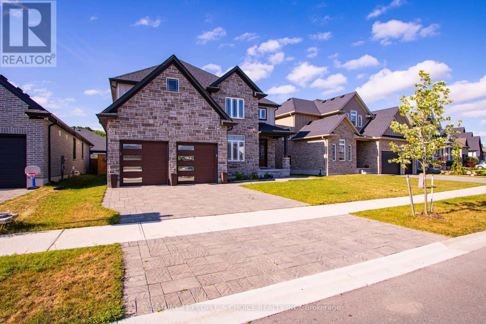 222 BOARDWALK WAY — Thames Centre, Ontario - Photo 3 of 45