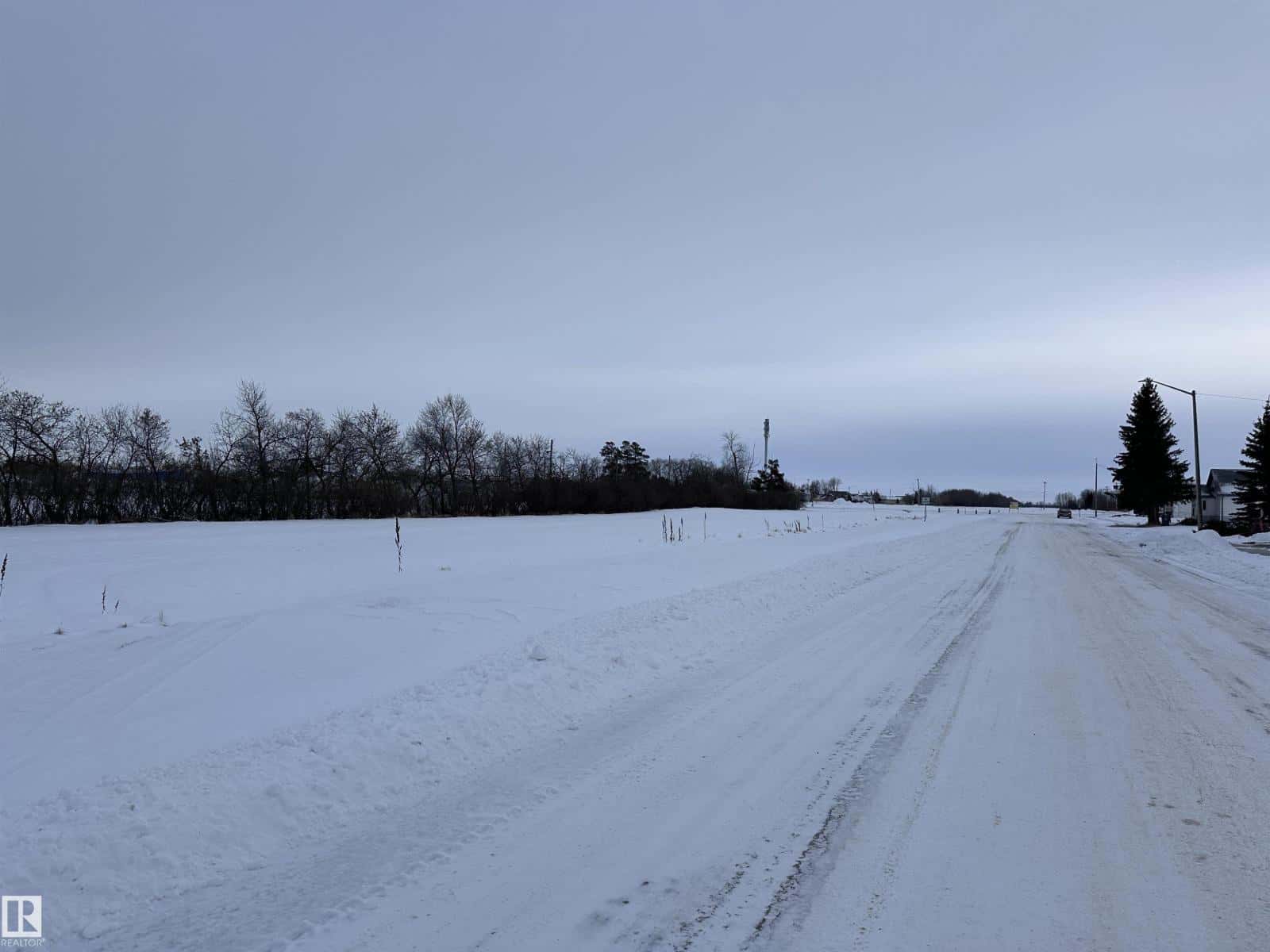 Hwy 18 52 ST — Clyde, Alberta - Photo 5 of 19