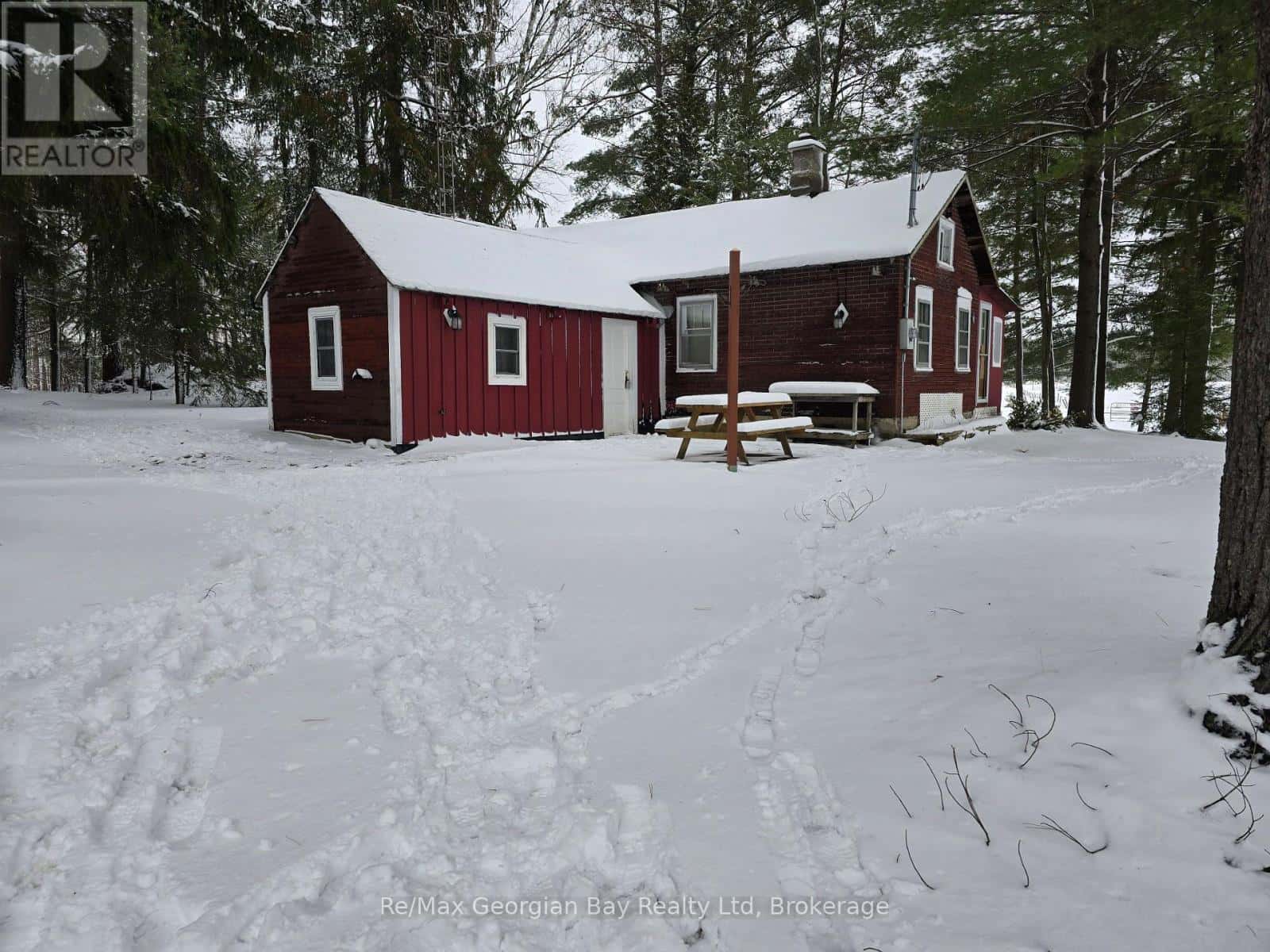 1666 BALKWILL LINE — Severn (Coldwater), Ontario - Photo 2 of 35