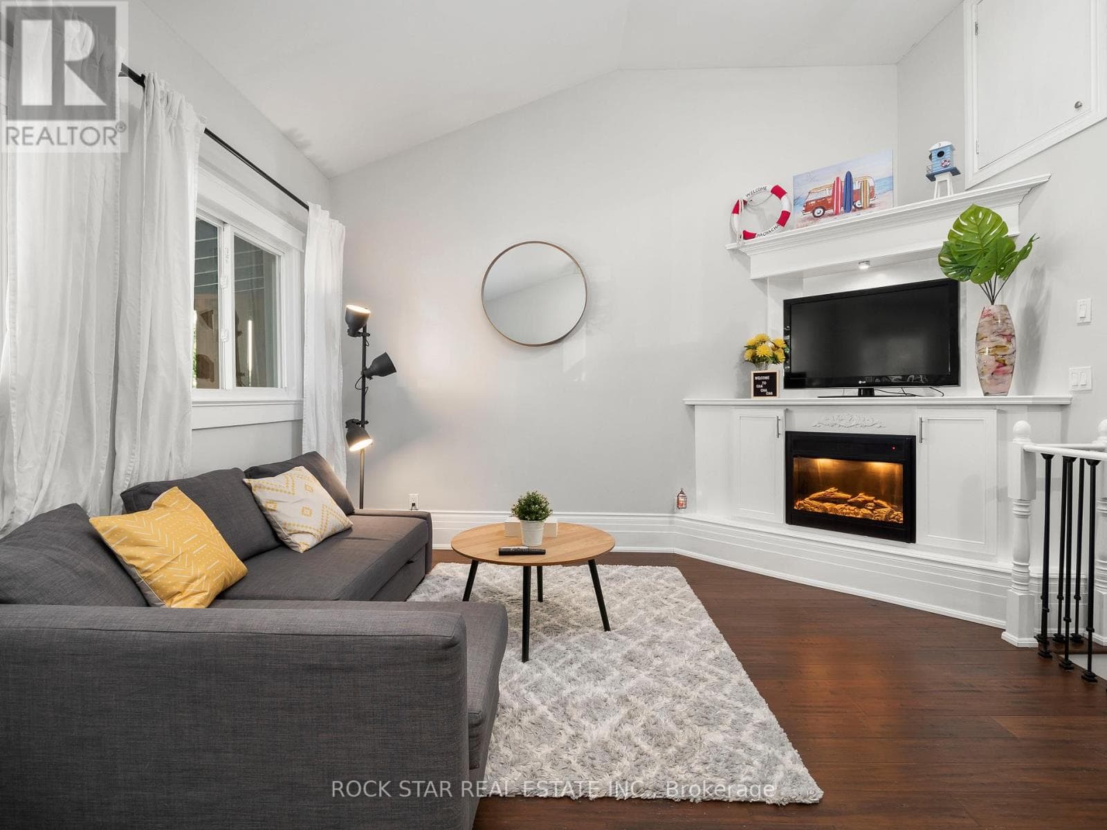 47 BURLINGTON STREET W — Hamilton (North End), Ontario - Main photo