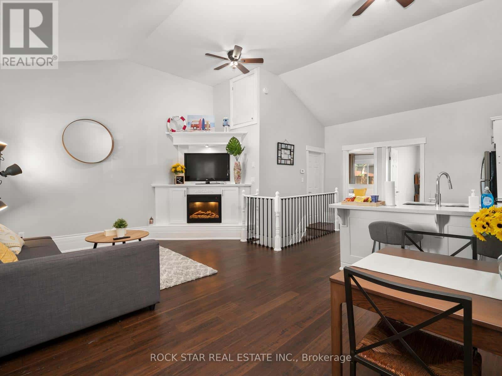 47 BURLINGTON STREET W — Hamilton (North End), Ontario - Photo 4 of 21