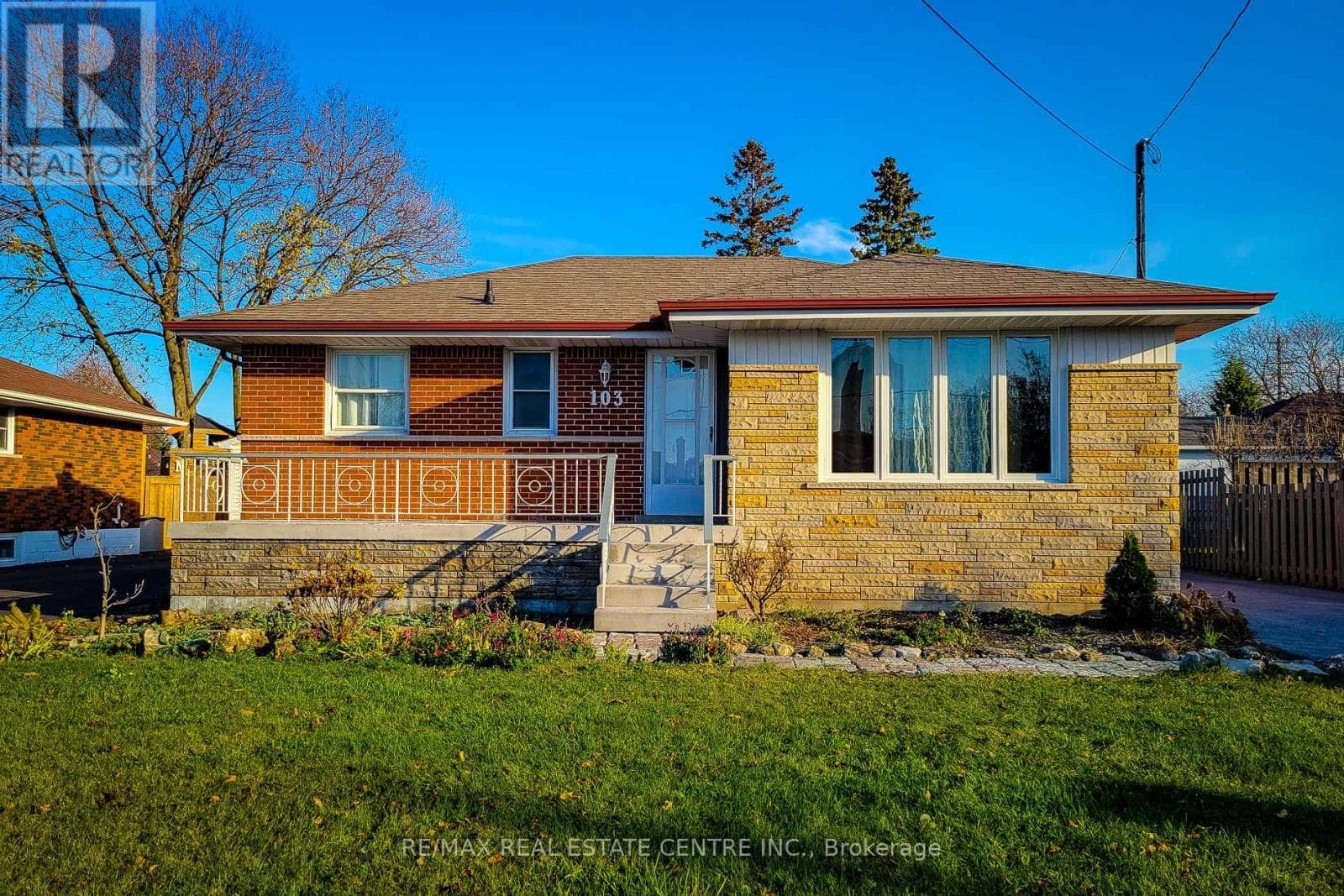 103 EAST 45TH STREET — Hamilton (Sunninghill), Ontario - Main photo