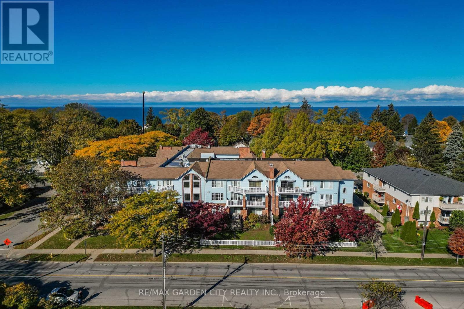 201 - 70 MAIN STREET — St. Catharines (Port Dalhousie), Ontario - Main photo