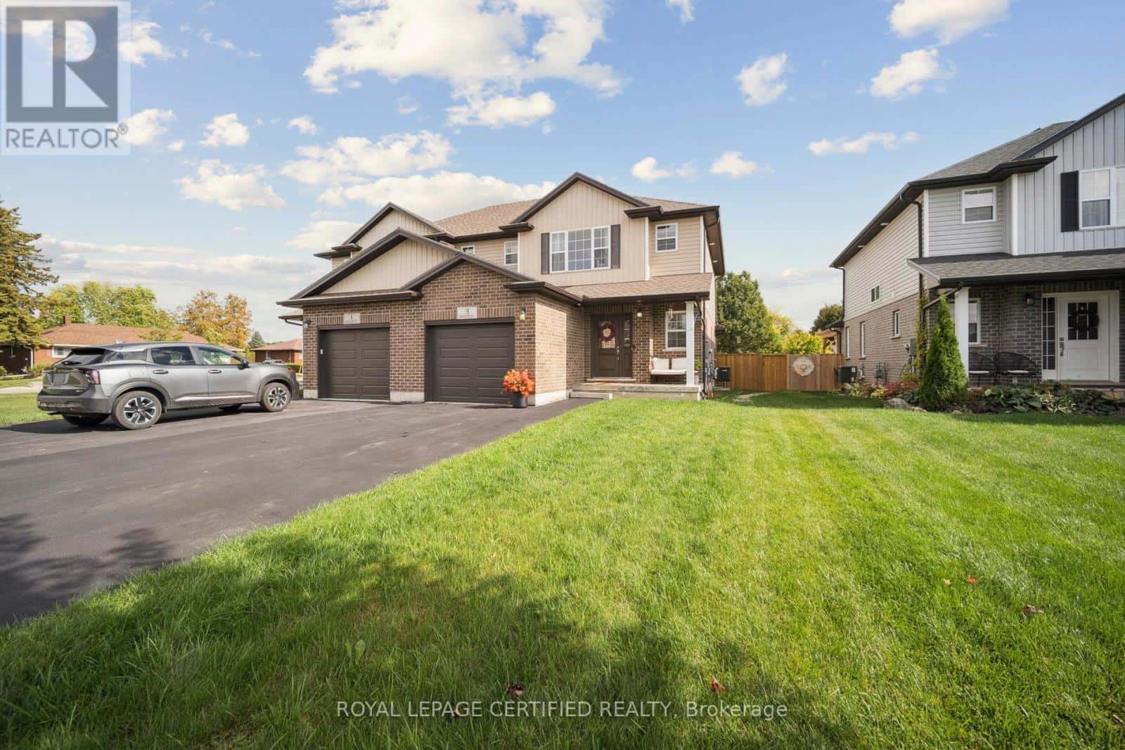 3 MINLER STREET E — Ingersoll (Ingersoll - South), Ontario - Photo 2 of 42