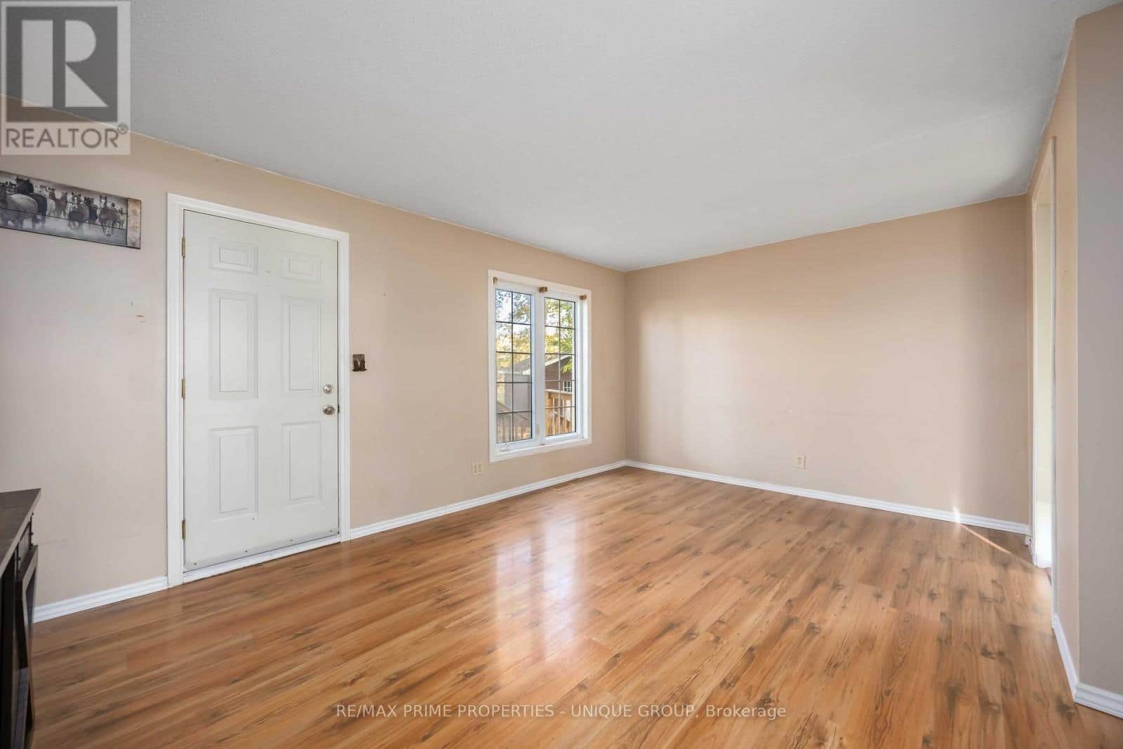 124 FAIRVIEW PLACE - Photo 5 of 37, Sarnia, Ontario