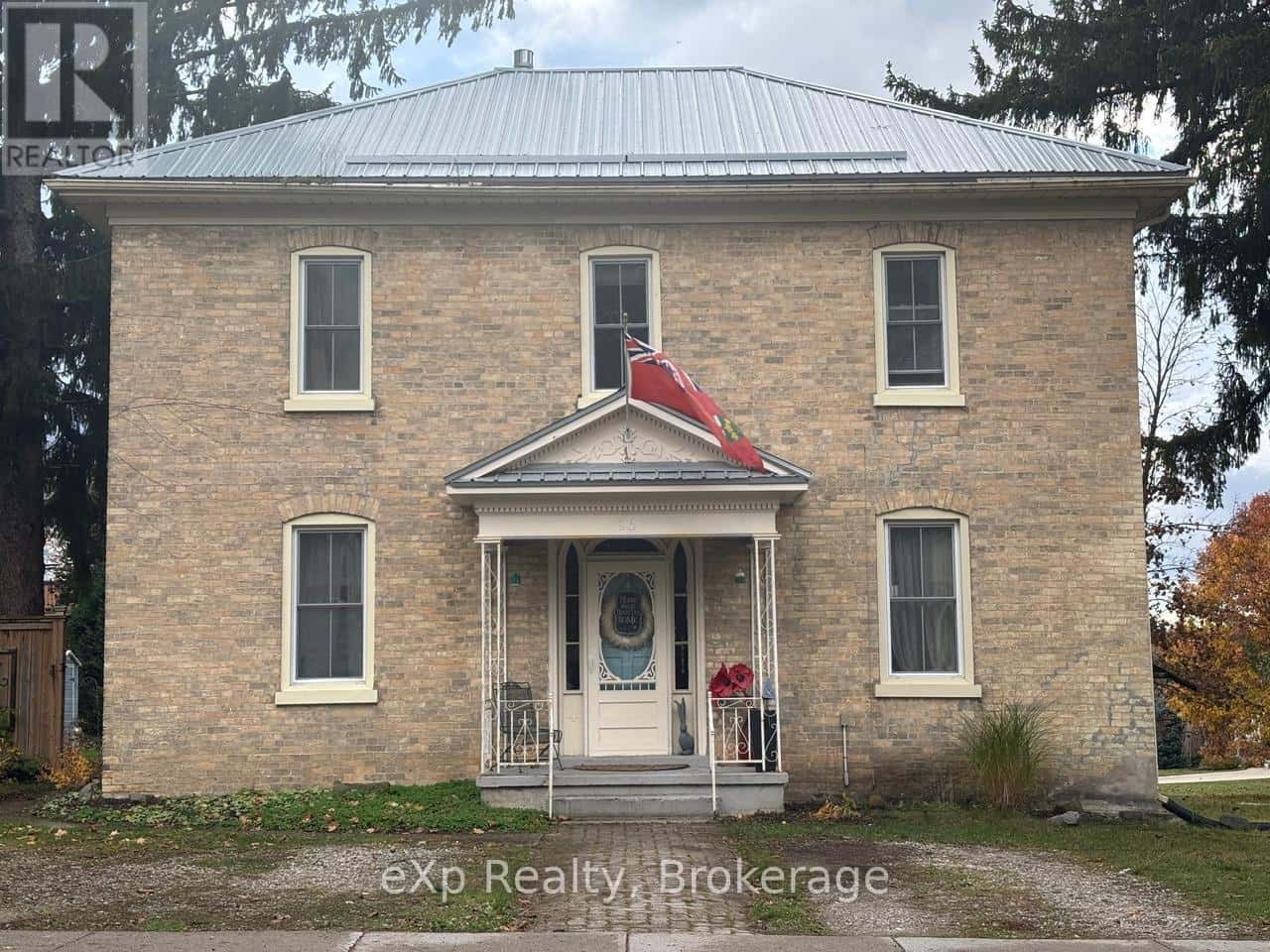 16 PETER STREET S — South Bruce, Ontario - Photo 2 of 49