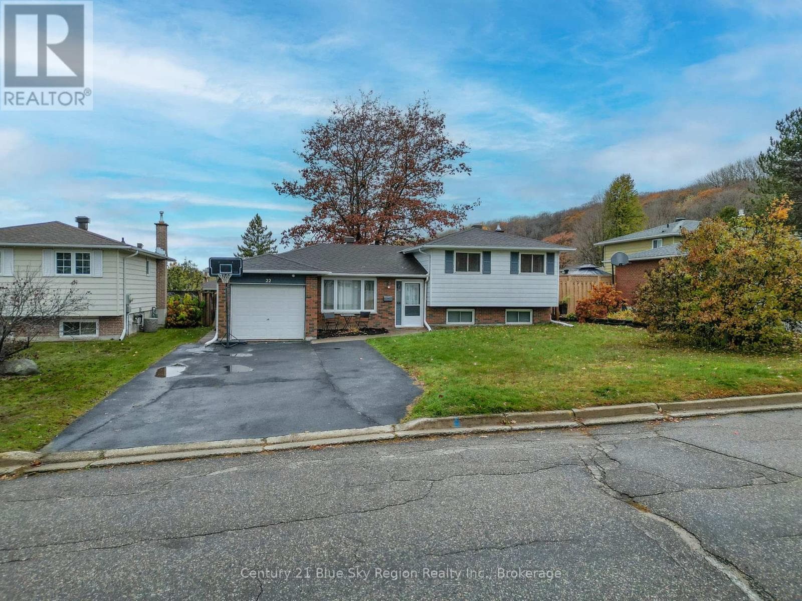 22 KATHRYN CRESCENT — North Bay (College Heights), Ontario - Main photo