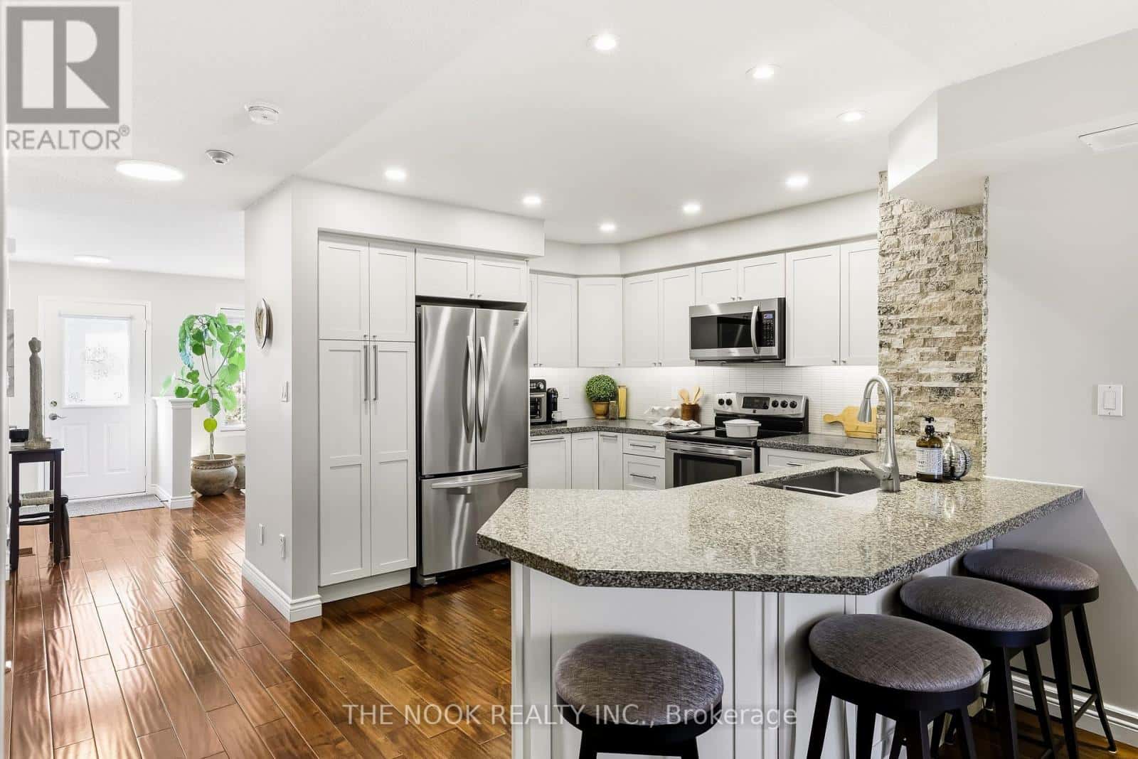 102 - 1995 ROYAL ROAD — Pickering (Village East), Ontario - Photo 3 of 50