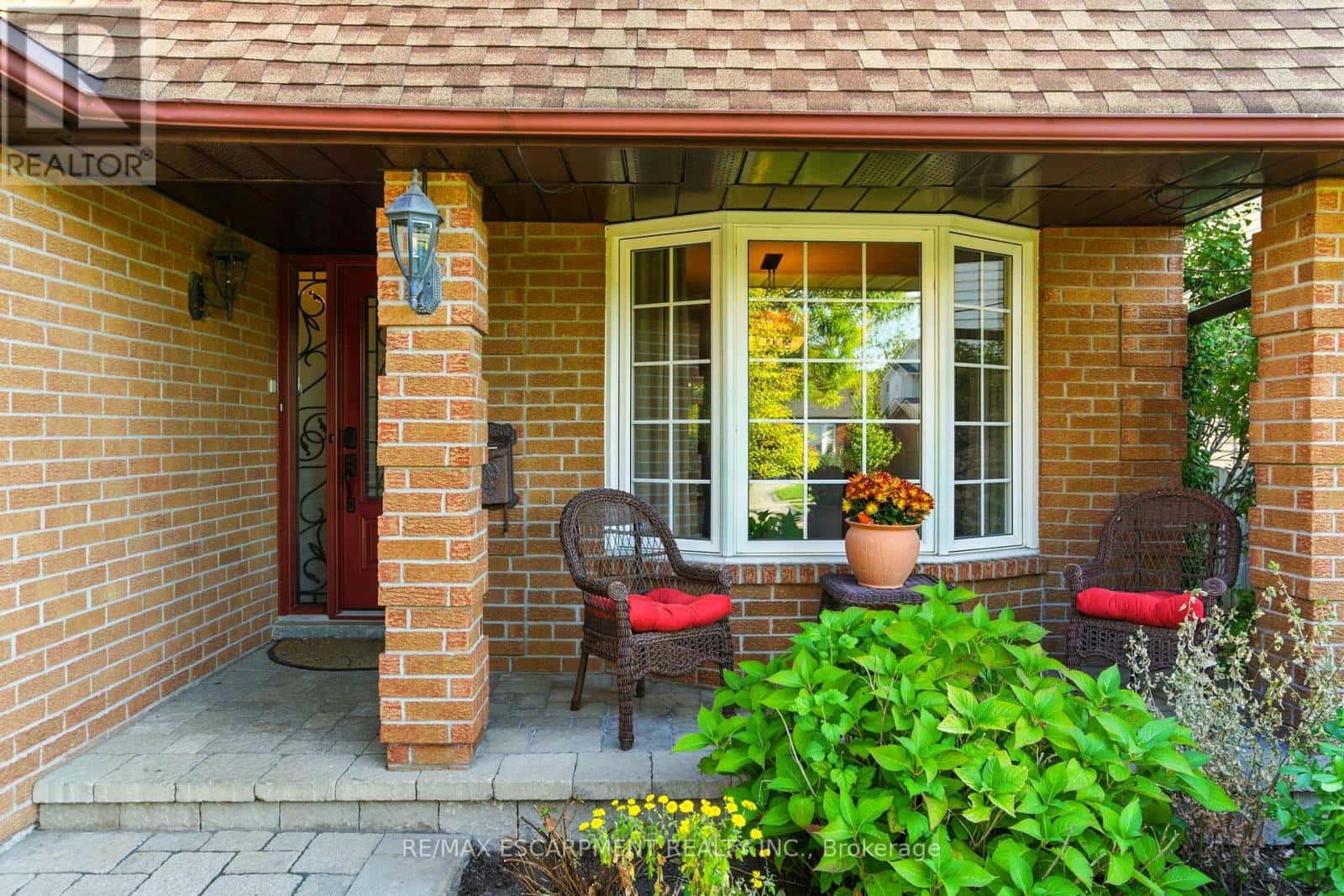 2041 QUAIL VALLEY DRIVE — Burlington (Headon), Ontario - Photo 3 of 45