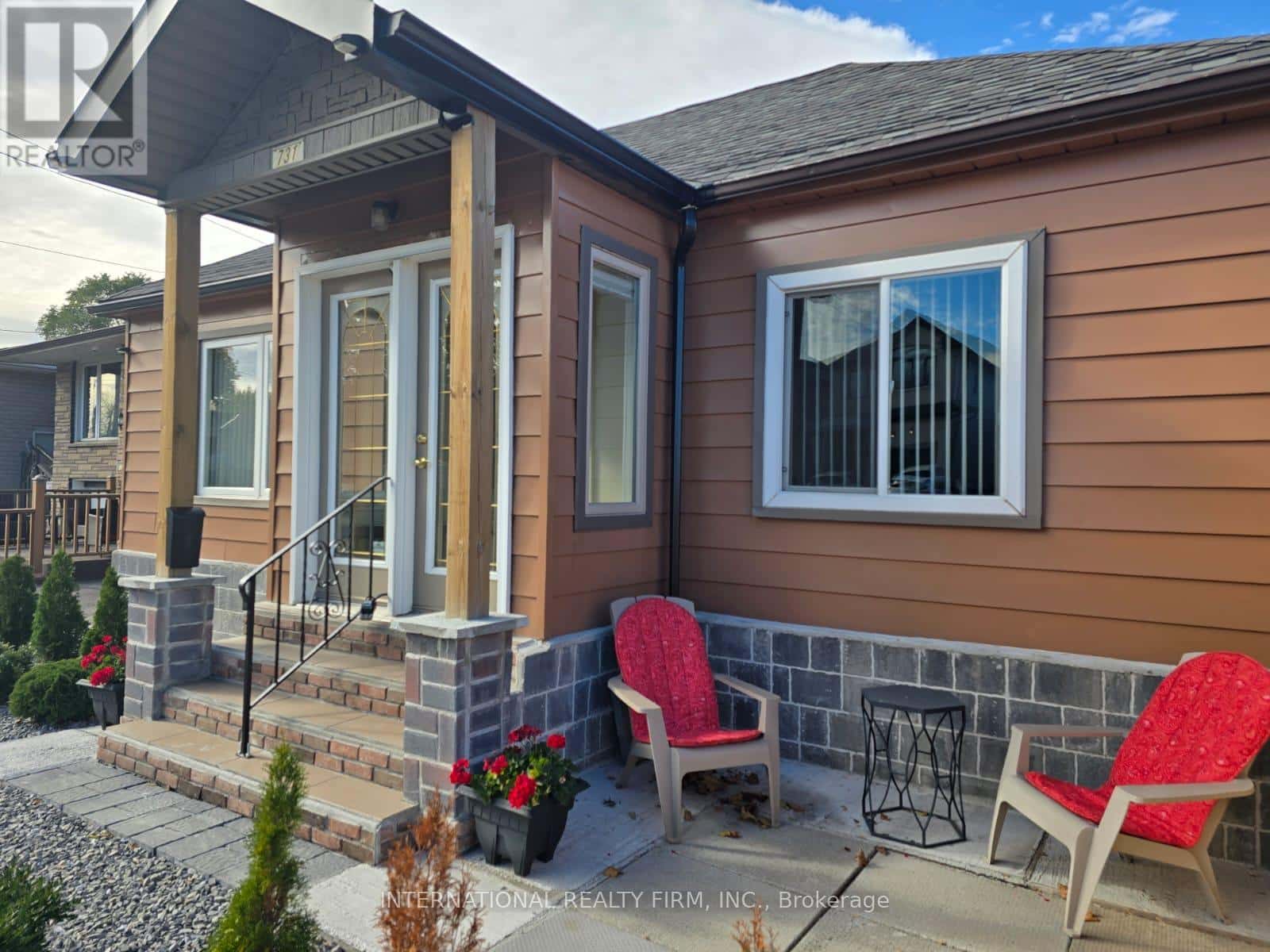 731 KNOX AVENUE — Hamilton (Parkview), Ontario - Photo 4 of 35