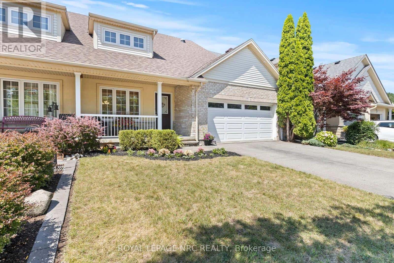 14 HOPE AVENUE W — Niagara-on-the-Lake (Virgil), Ontario - Photo 3 of 28