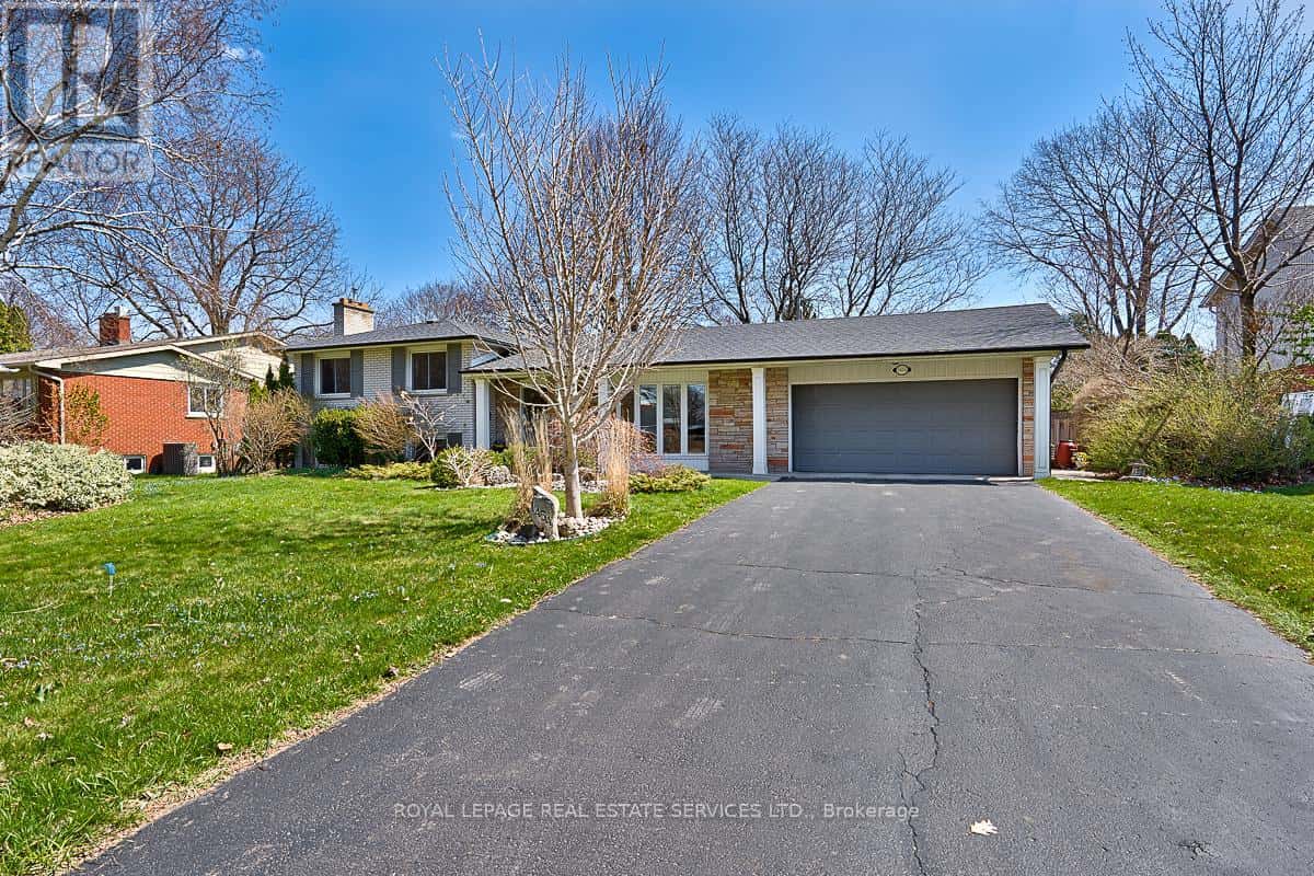 1454 WILLOWDOWN ROAD — Oakville (SW Southwest), Ontario - Photo 2 of 33