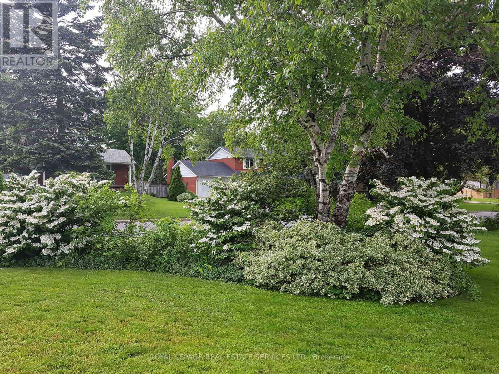 1454 WILLOWDOWN ROAD — Oakville (SW Southwest), Ontario - Photo 3 of 33