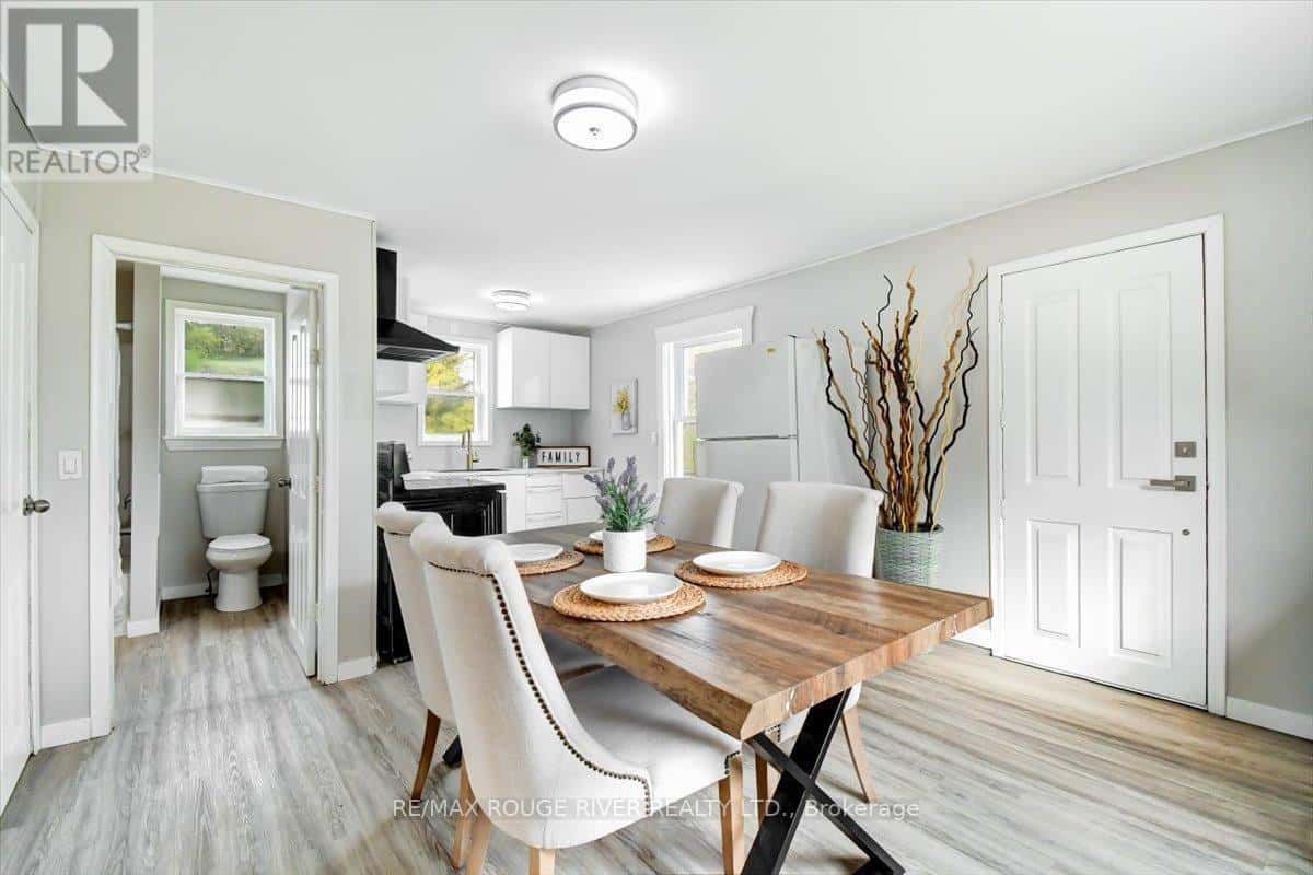 232 LYLE STREET N — Alnwick/Haldimand (Grafton), Ontario - Photo 2 of 40