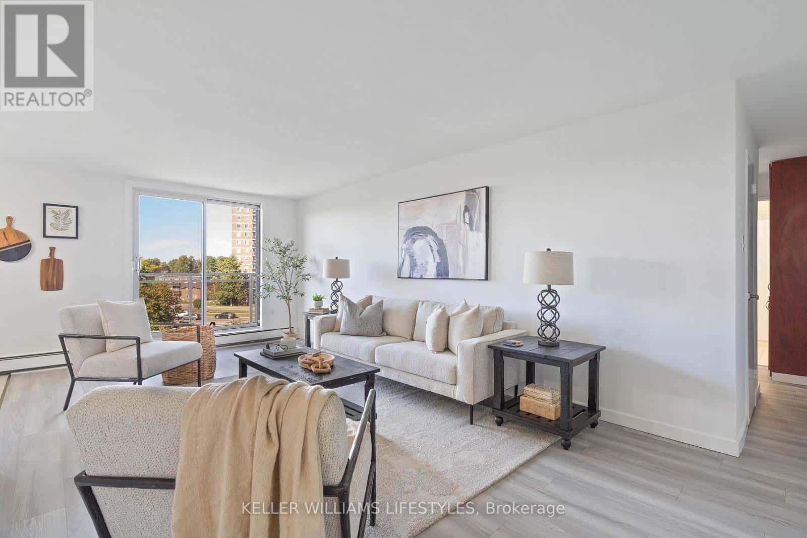 511 - 931 WONDERLAND ROAD S — London South (South M), Ontario - Photo 5 of 44