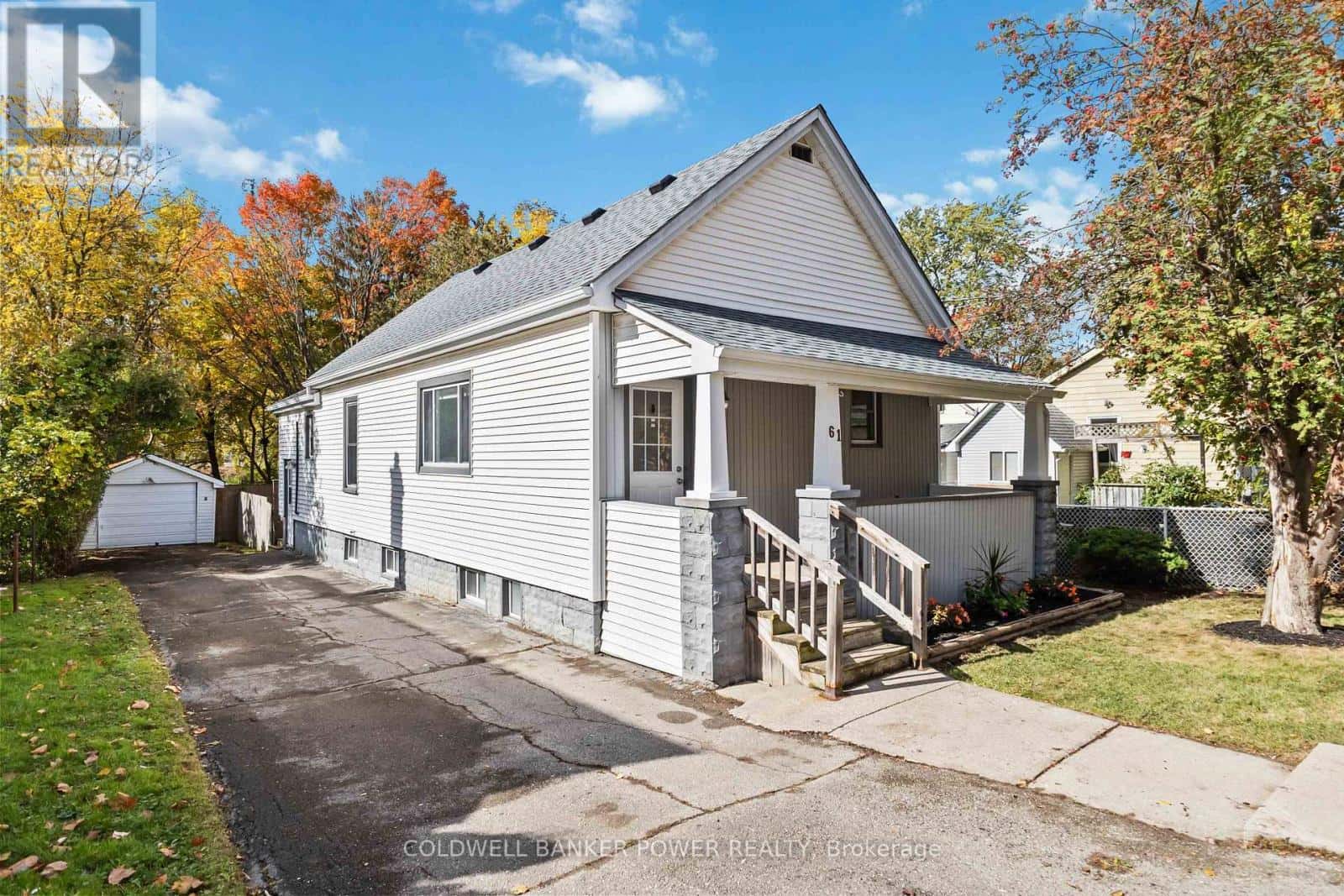 61 BROOKSIDE STREET — London South (South I), Ontario - Photo 3 of 43